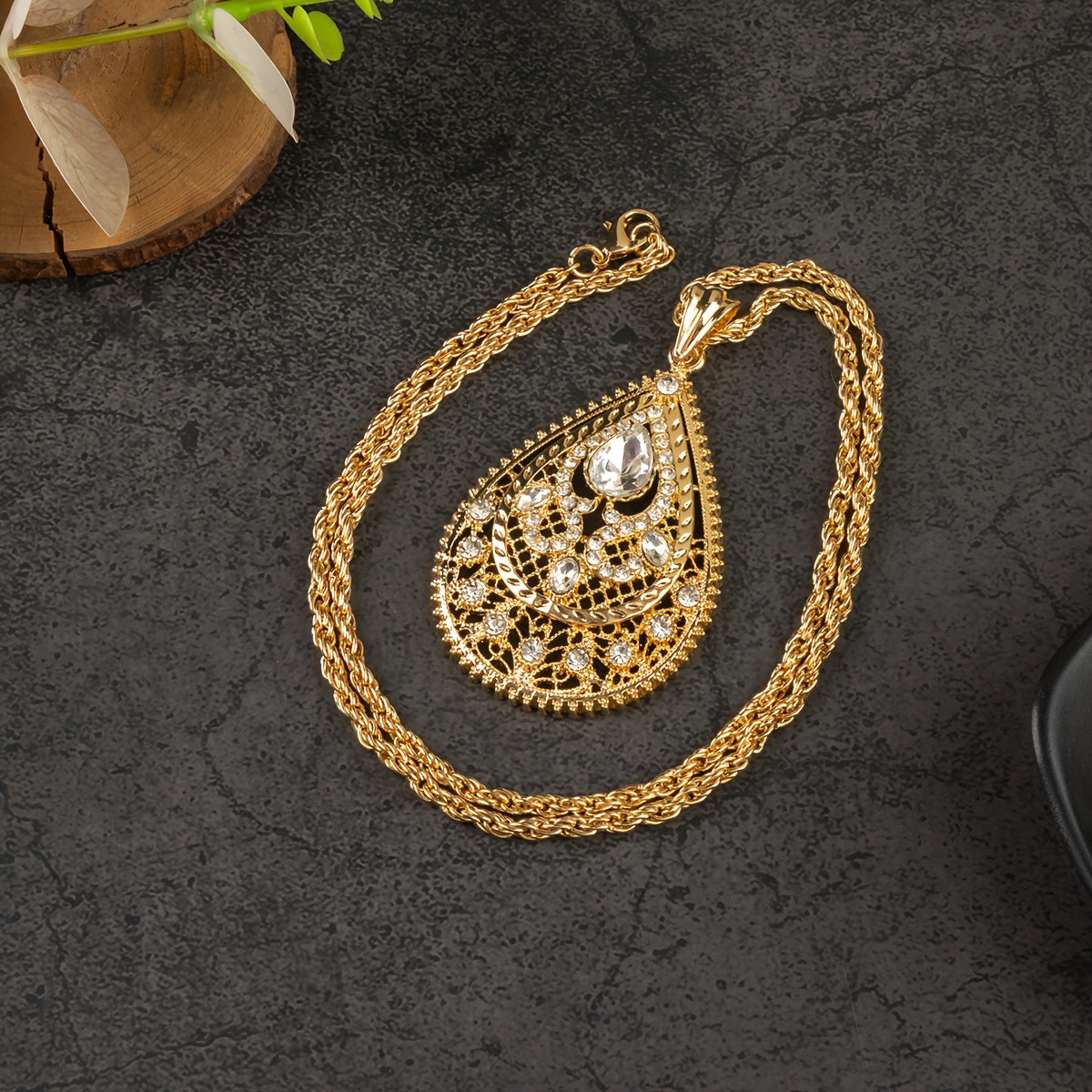 Moroccan Bridal Necklace with Gold-Tone Water Drop Pendant and Floral Engraving 60cm Chain