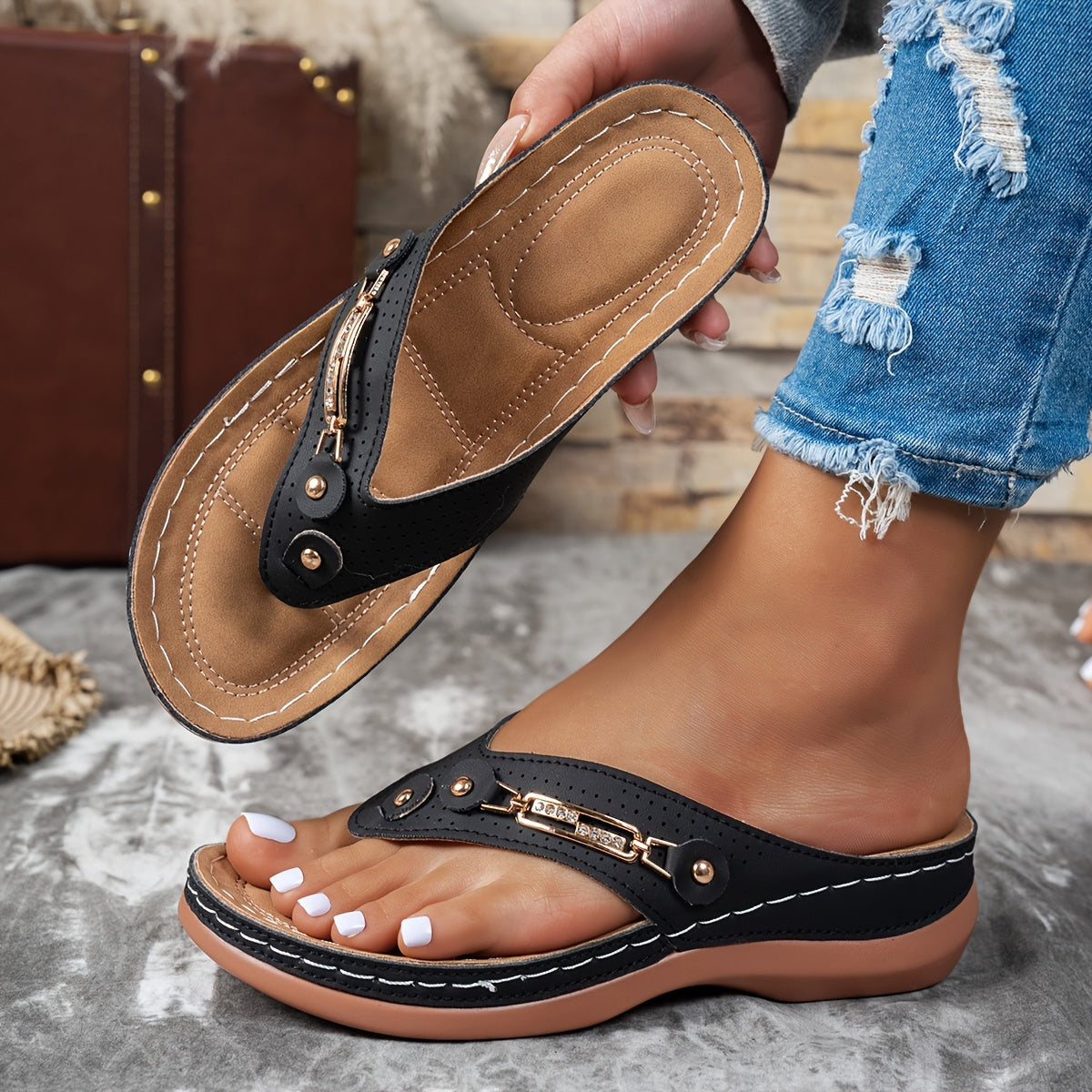 Women's Sandals Slip-On Open-Toe Thong with Arch Support and Soft Sole