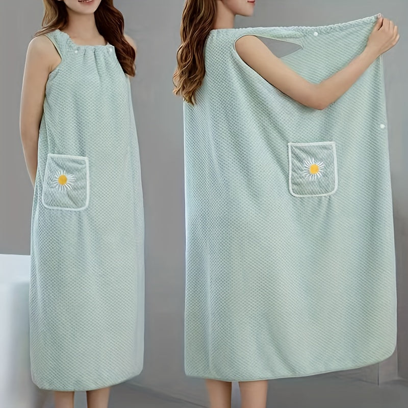 Light Blue Coral Fleece Bath Towel with Daisy Pocket Soft Absorbent Machine Washable
