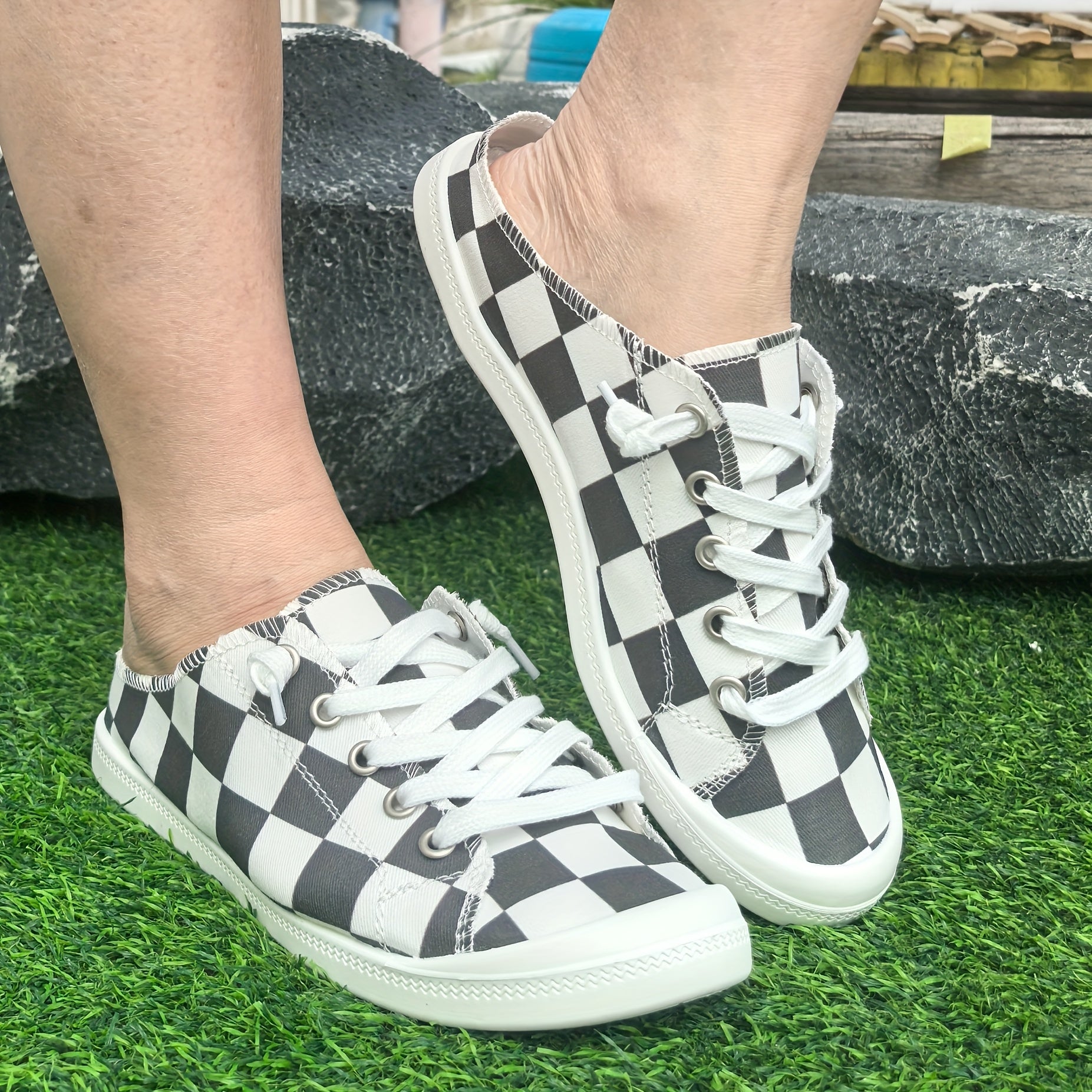 Women's Checkered Casual Sneakers Black and White Lace-Up Fabric Upper