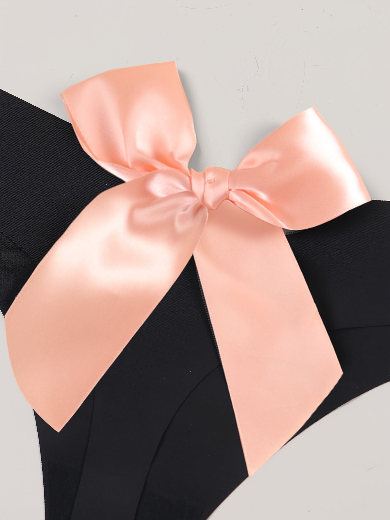 Adult Women's Solid Color G-String Thong with Bow Detail Polyamide Elastane Lingerie