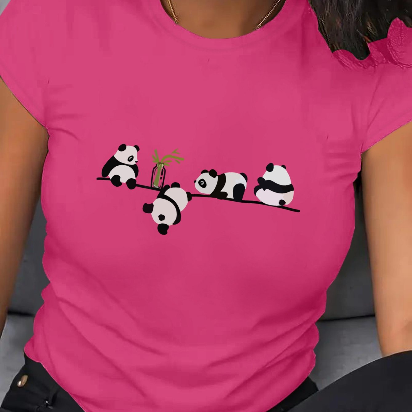 Camiseta casual de poliéster para mujer talla grande con estampado de panda para todas las estaciones