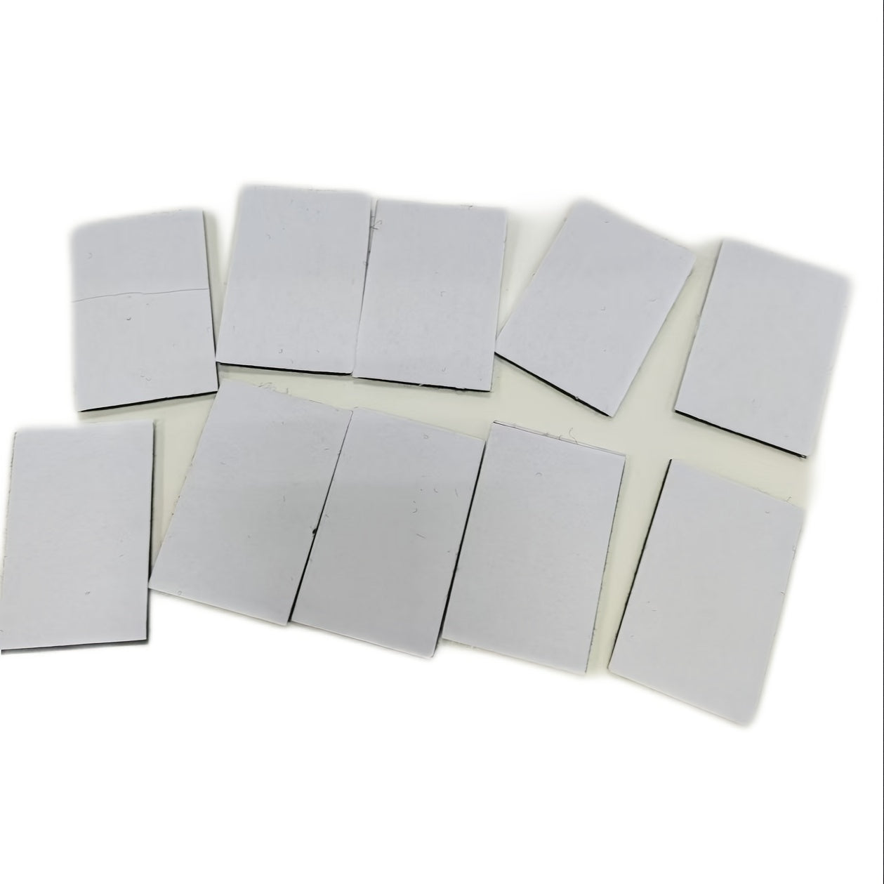 Non-Slip Carpet Gripper for Hardwood Floors and Tiles Washable Reusable Double-Sided Tape for Area Rugs