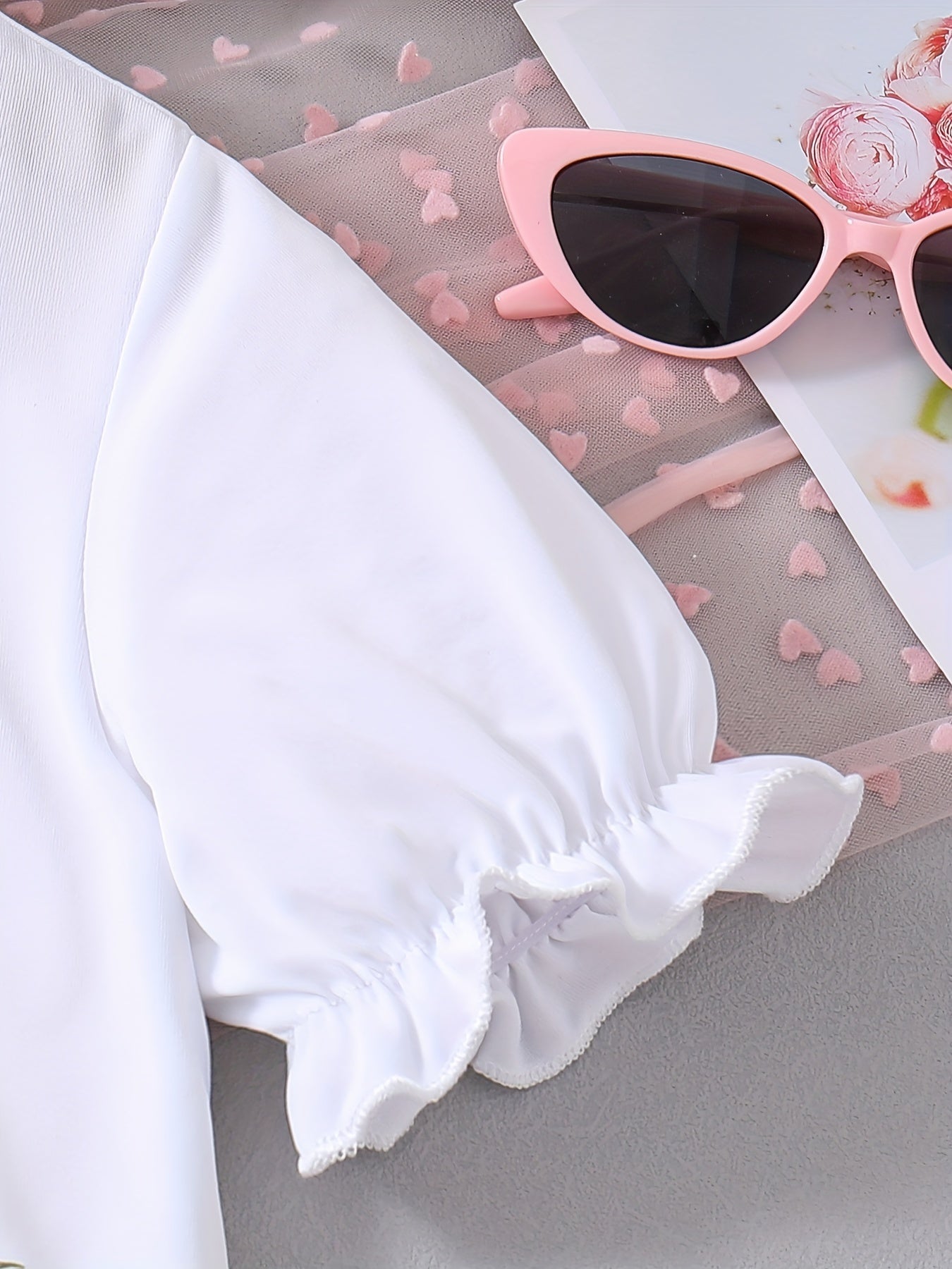 Conjunto de camiseta y falda para niñas con gráfico de dibujos animados para fiestas al aire libre en verano