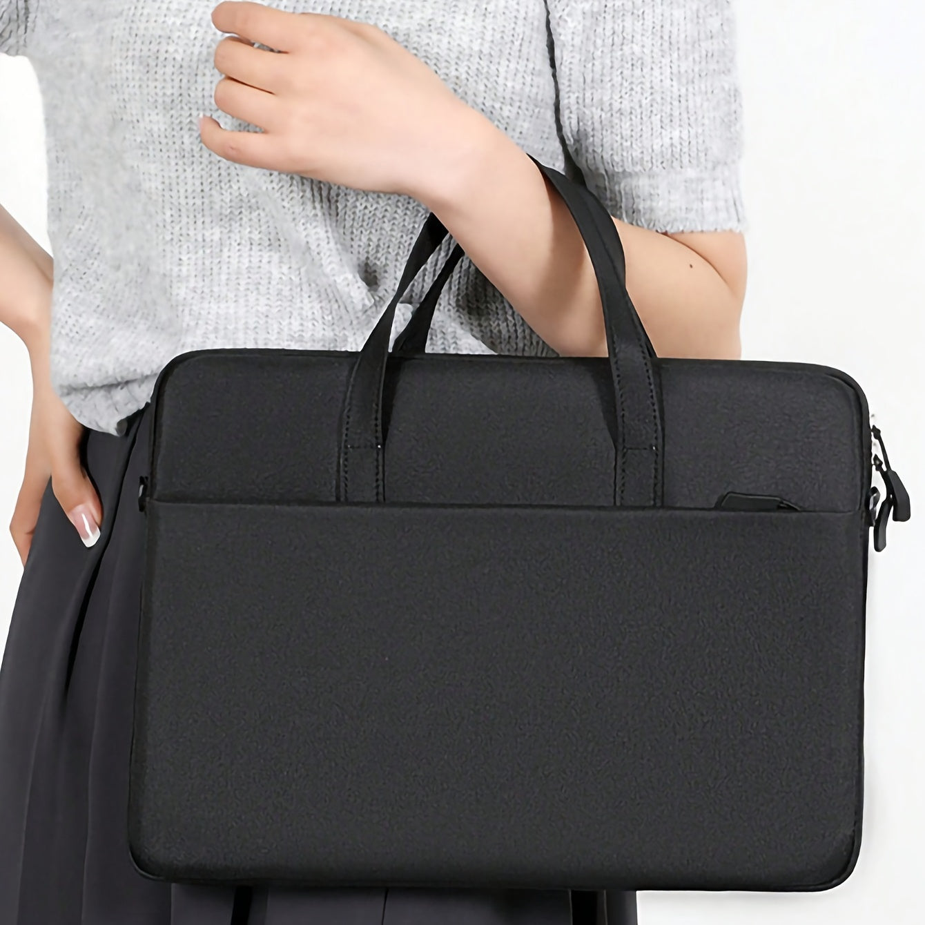 Lightweight Waterproof Polyester Laptop Bag with Zipper for Business and School