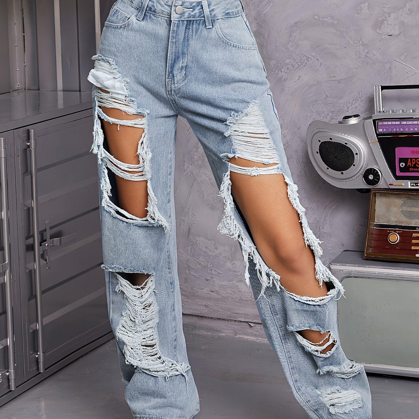 Women's Light Blue High-Waisted Distressed Jeans with Pockets