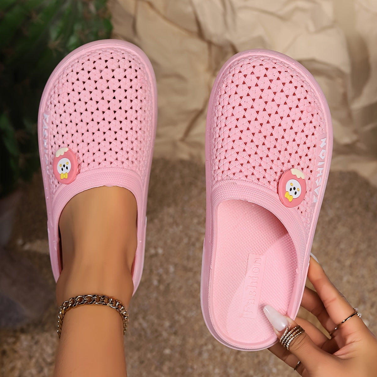 Women's Mules Breathable Summer Slip-On Shoes Solid Color Flat Heel