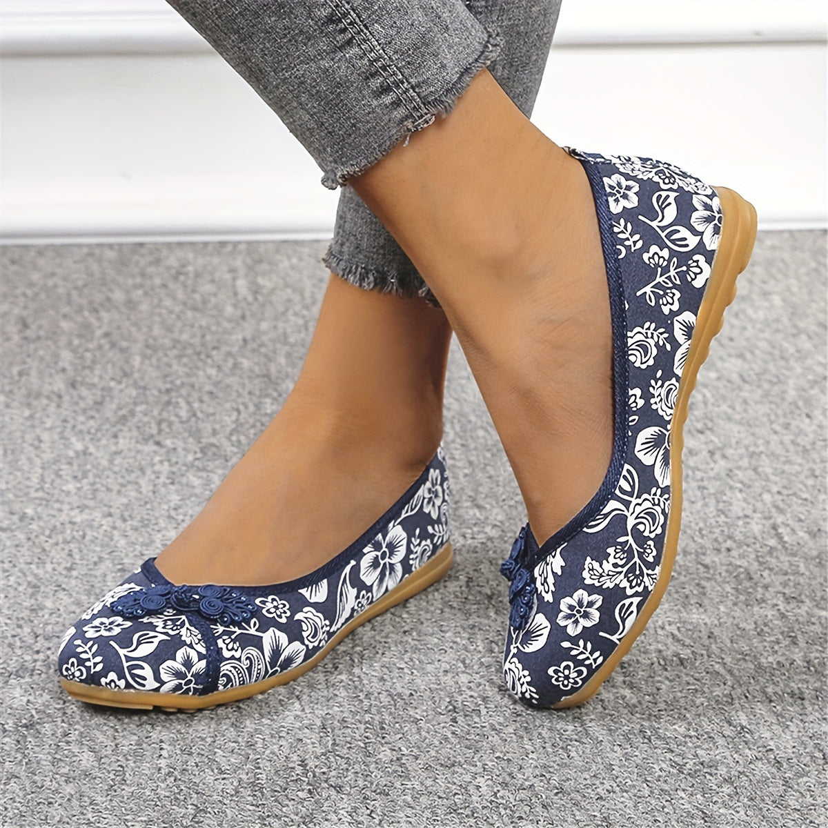 Women's Casual Flat Shoes Floral Pattern Breathable Soft Insole