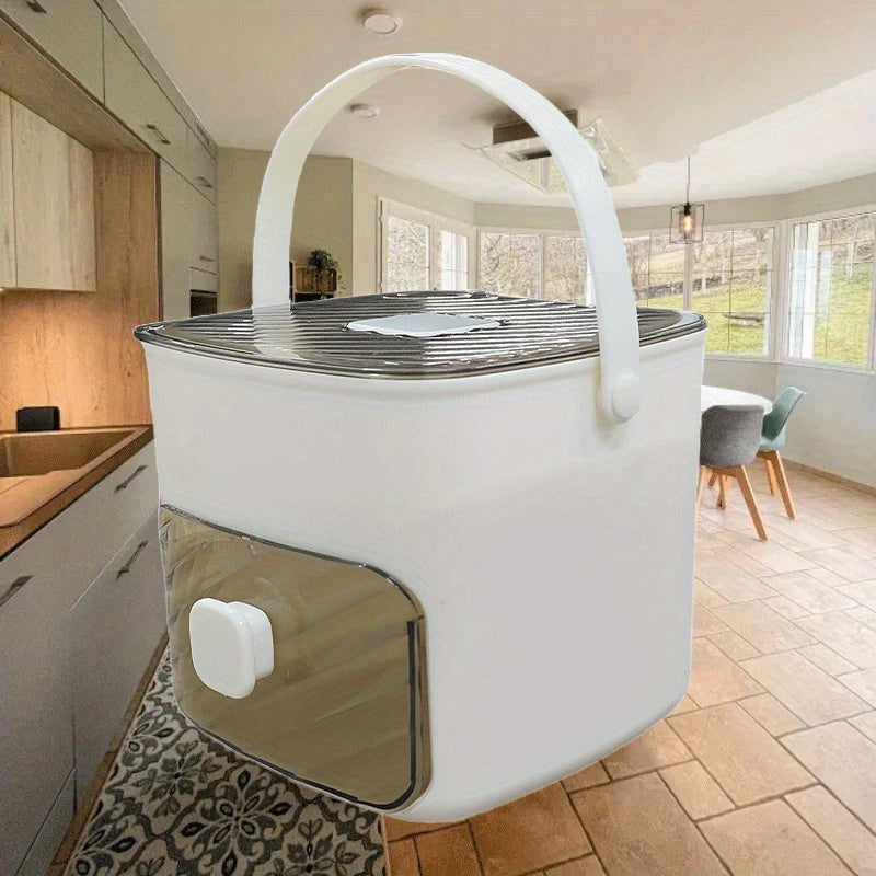 Portable Ice Maker for Iced Drinks Large Capacity Uncharged Operation Plastic Kitchen Accessory