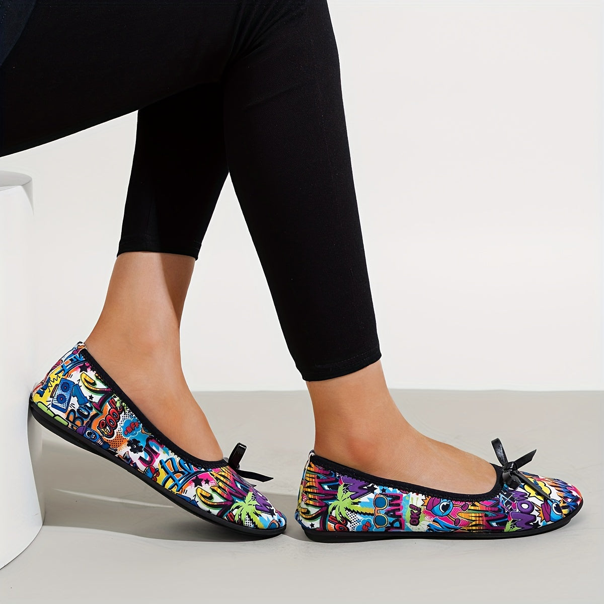 Zapatos planos de lona para mujer con estampado de dibujos animados y detalles de lazo