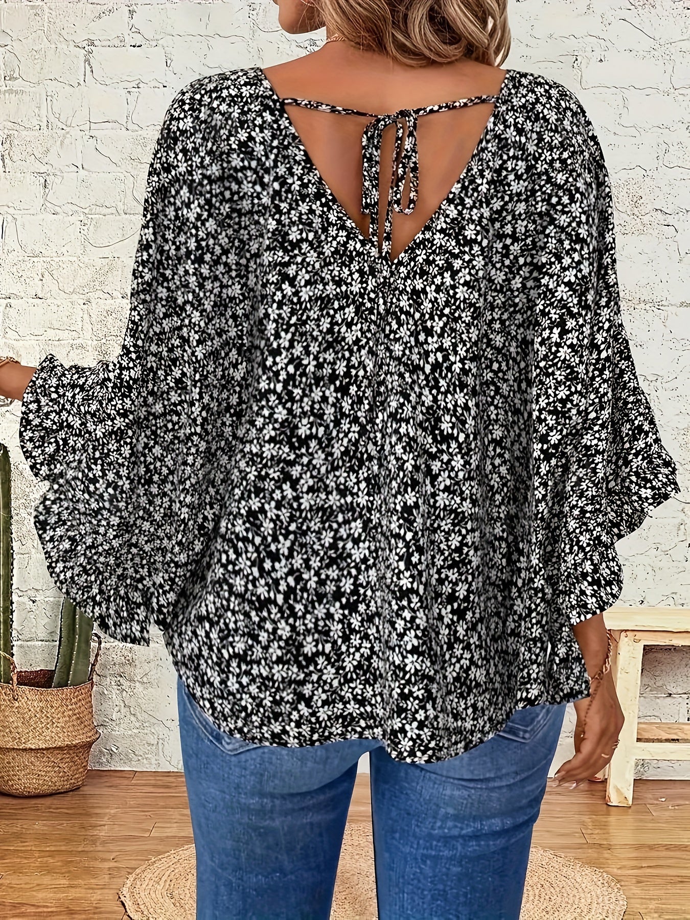 Plus Size Floral Pattern Blouse V Neck Ruffle Long Sleeve Spring Summer Women