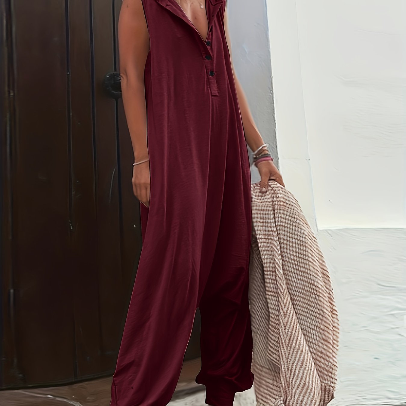 Plus Size Women's Black Hooded Jumpsuit Casual Romper with Pockets