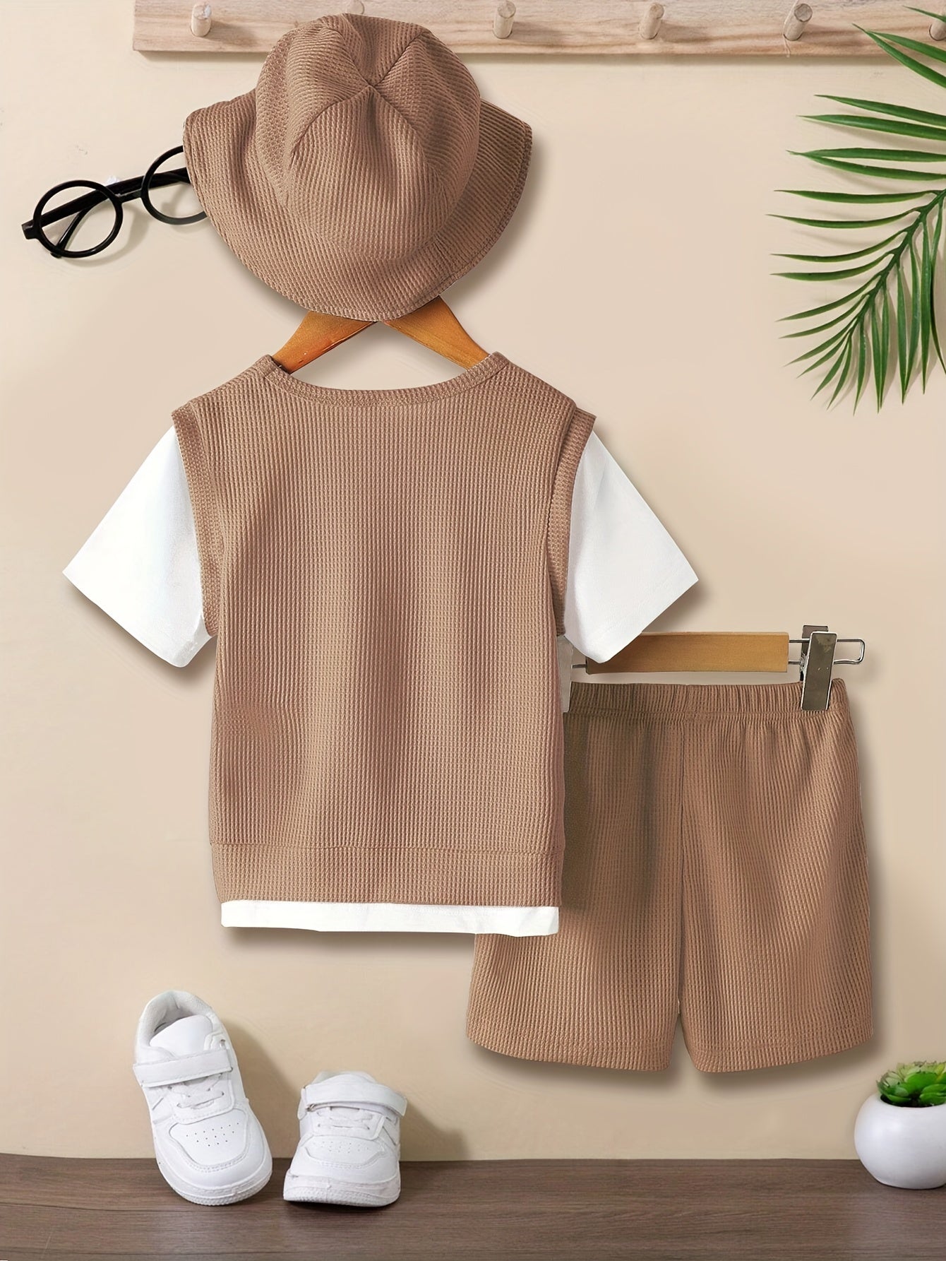 Waffle Pattern Matching Suit for Men and Children Short Sleeve T-Shirt and Shorts