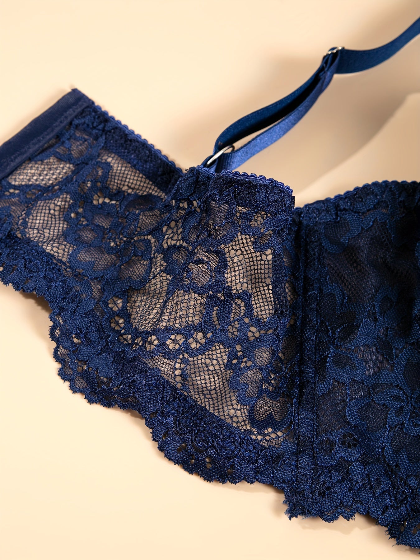 Комплект белья из цветочного кружева большого размера для женщин, сексуальный бюстгальтер и трусики, однотонный цвет