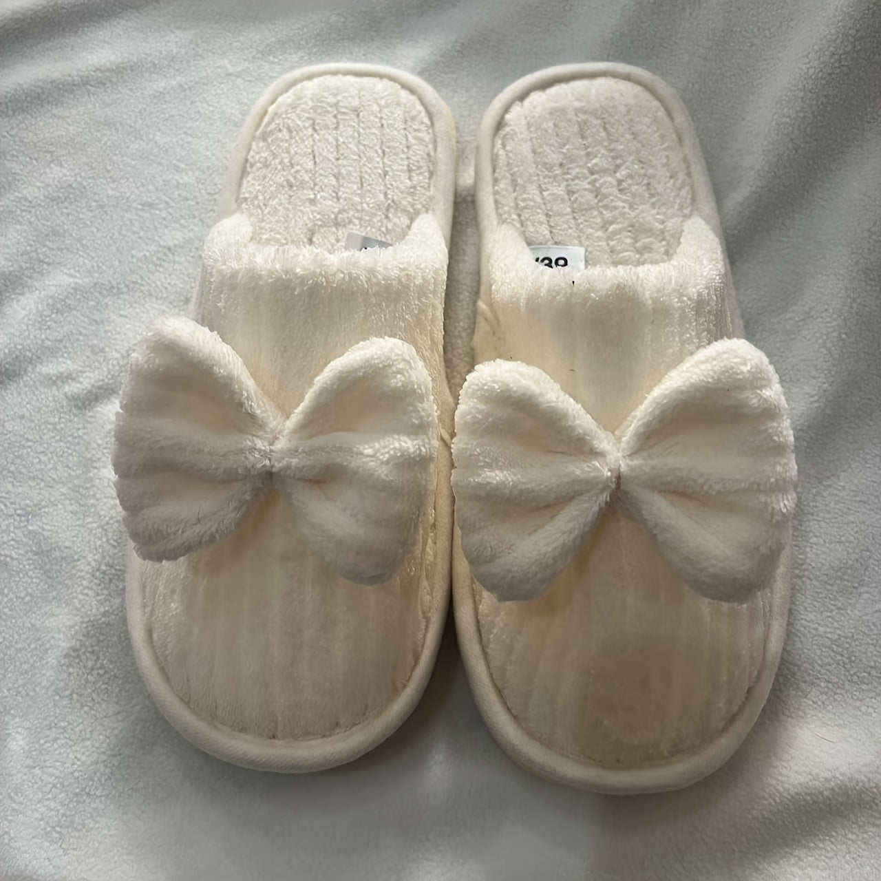 Ayollar uchun chiziqli bog'lamli shlyapa poyabzali issiq ichki va tashqi, sirpanmaydigan EVA taglik