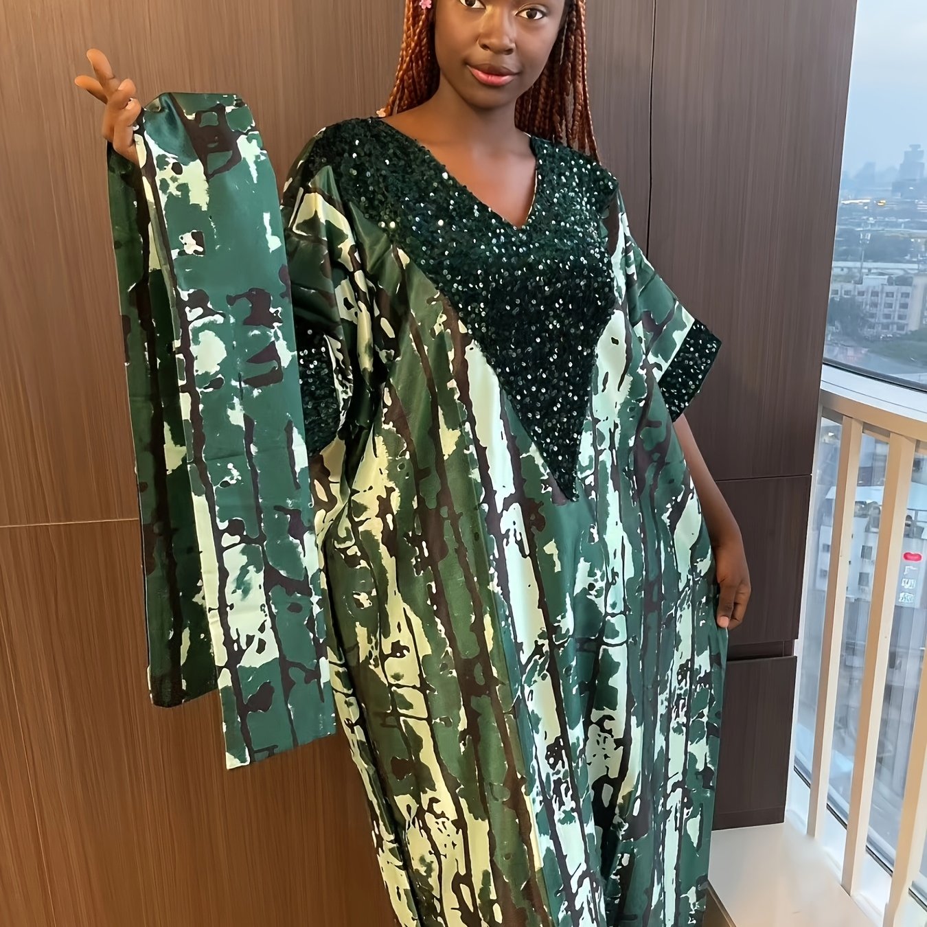 Women Plus Size V-Neck Kaftan Dress with Contrast Collar and Batwing Sleeves