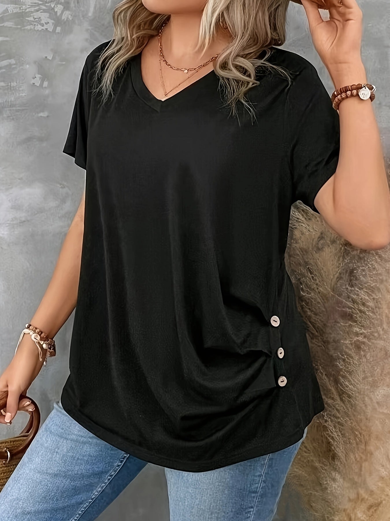 Plus Size Women's V-Neck Button T-Shirt Polyester Casual Short Sleeve