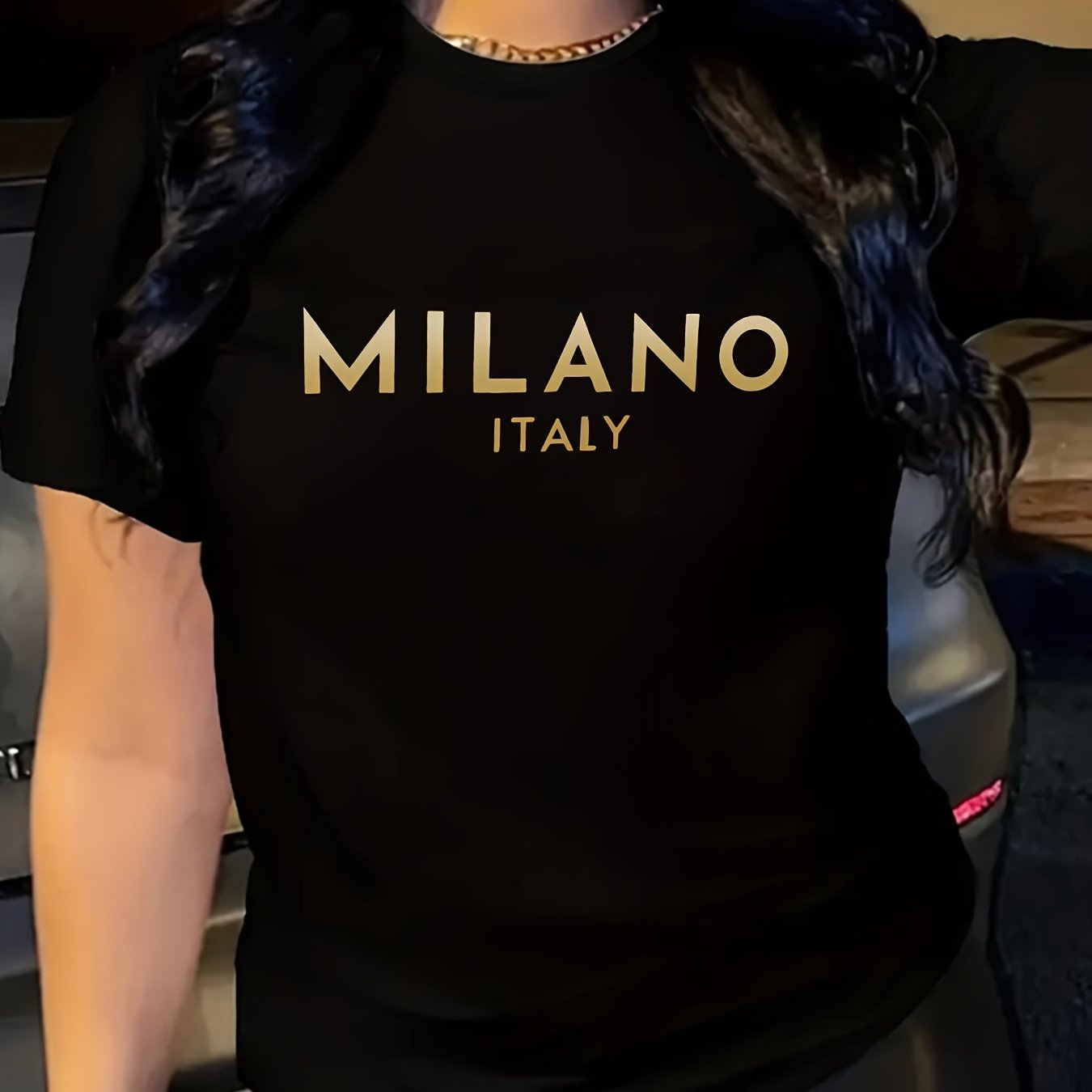 Women's Black Graphic T-Shirt with Gold Letter Print Short Sleeve Crew Neck