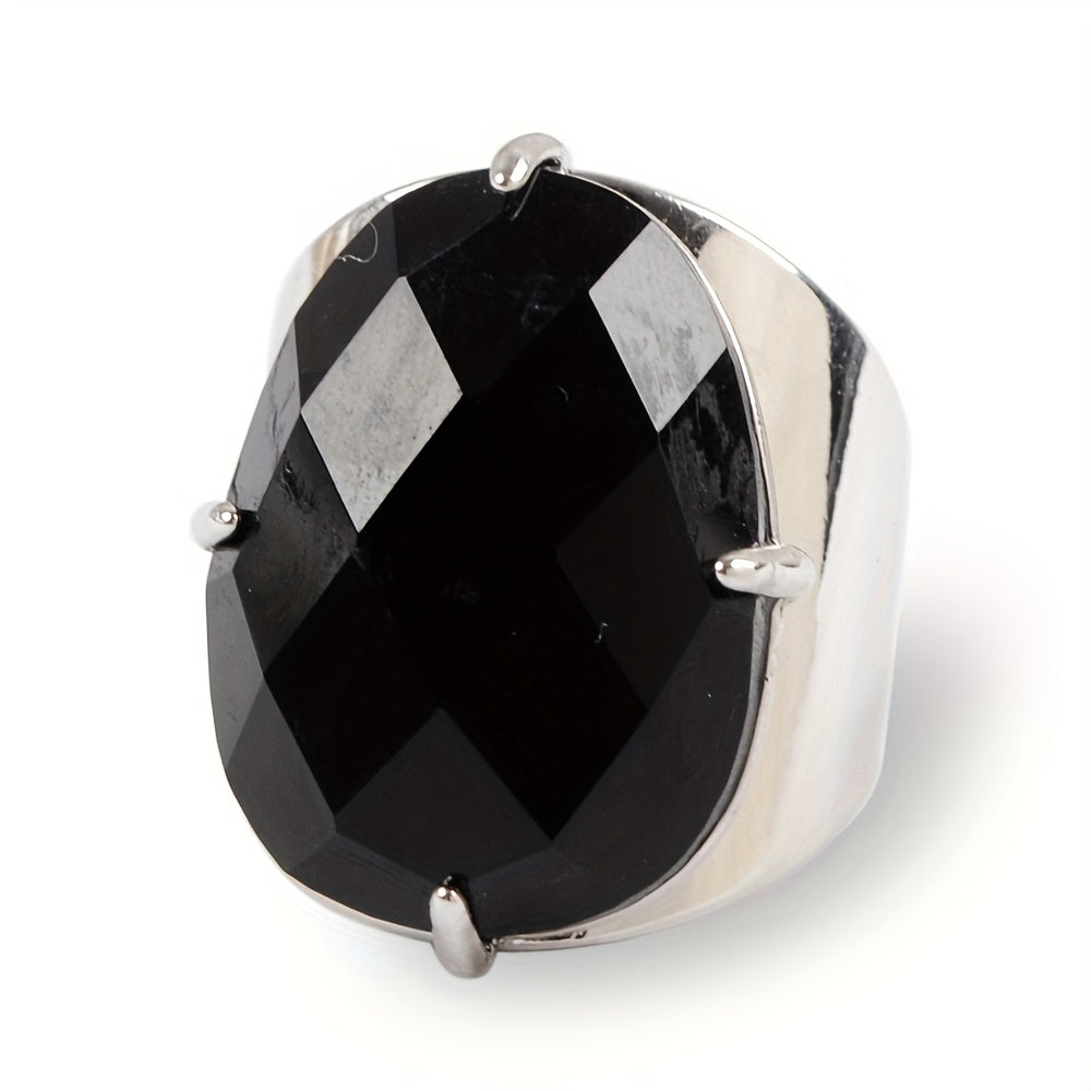 Kundalik kiyish va sovgʻa qilish uchun tabiiy tosh bilan qilingan kumush bilan qoplangan uzuk