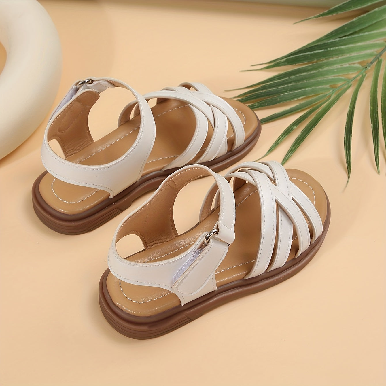 Girls' Summer Open Toe Sandals Solid Color Lightweight Breathable Casual Beach Shoes