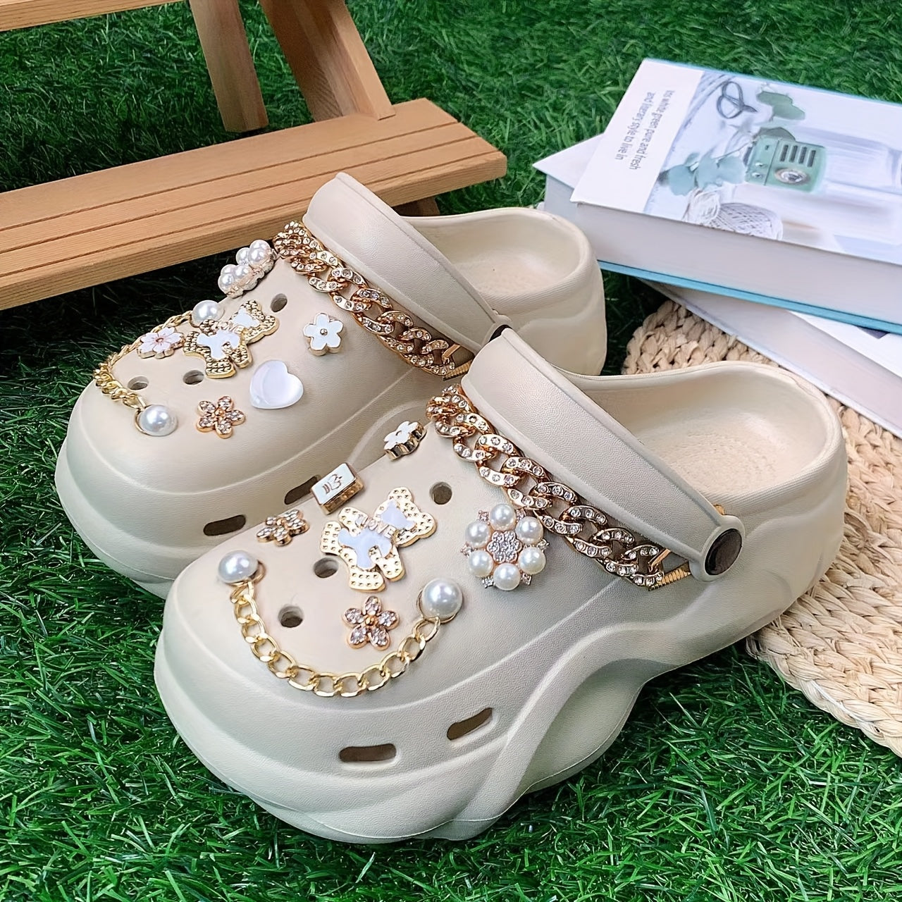 Women's EVA Flip Flops Summer Stylish Beach Shoes Rhinestone Decor