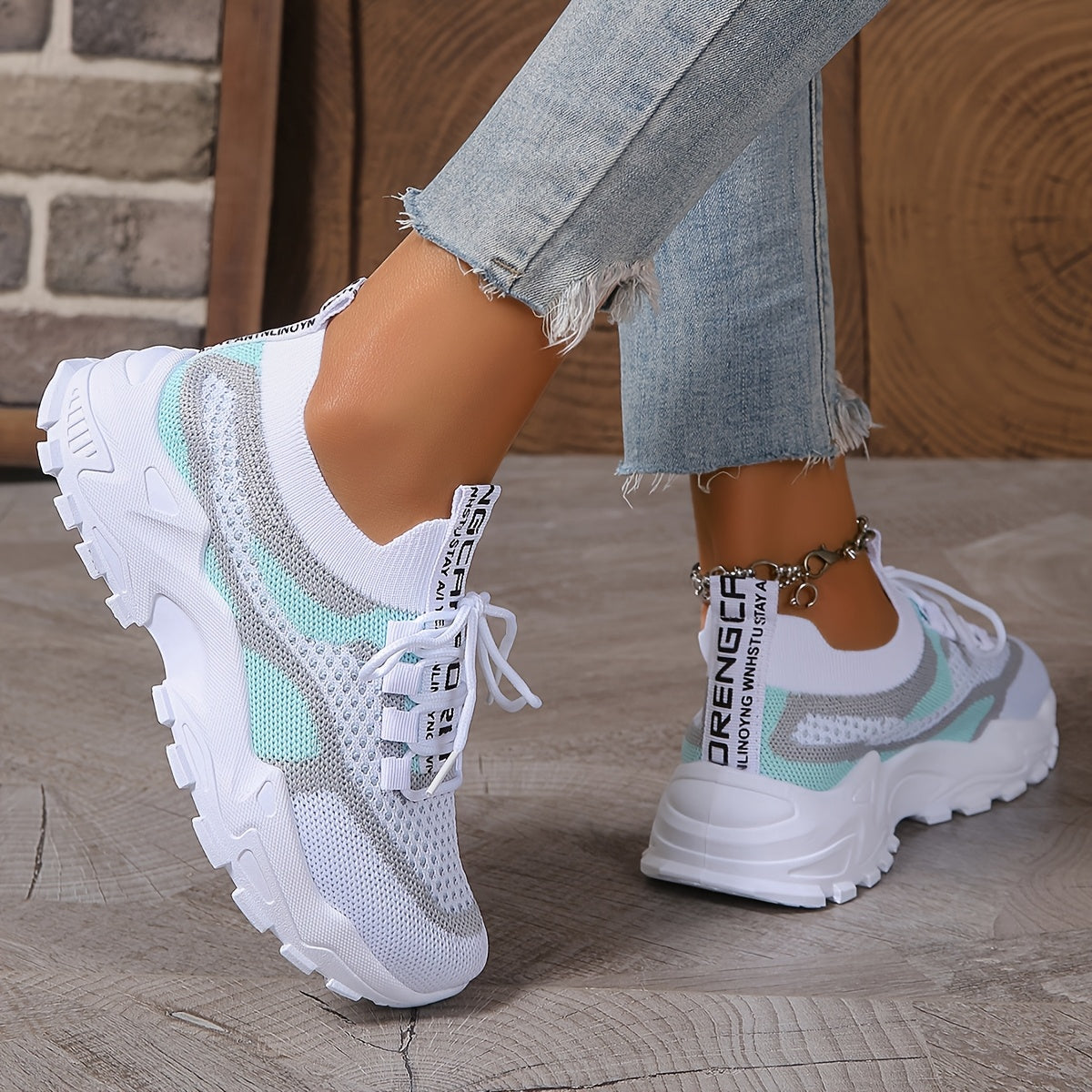 Women's Mesh Sneakers Breathable Casual Low-Top Lace-Up Black White Beige Grey Blue Pink
