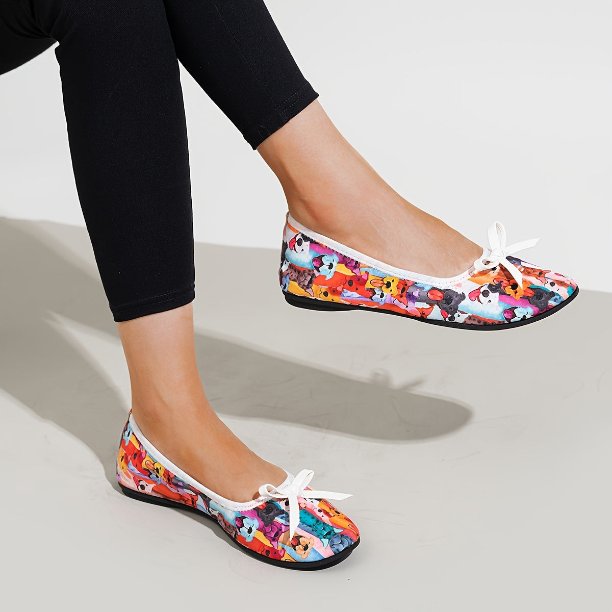 Zapatos planos de lona para mujer con estampado de dibujos animados y detalles de lazo
