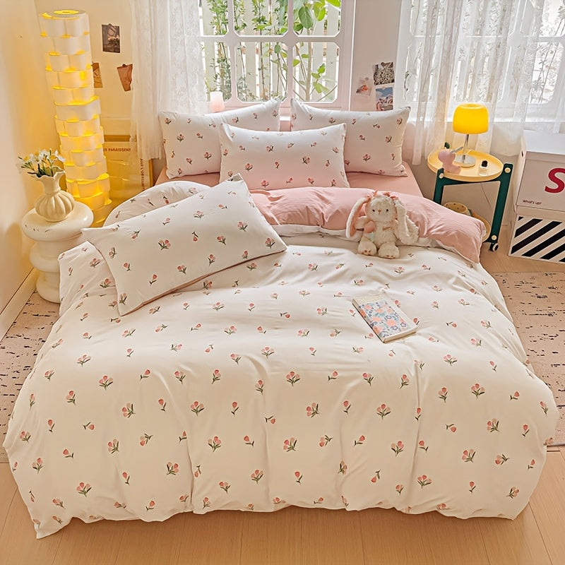 Yumshoq gullar naqshidagi yotoq to'plami, yostiq qoplari bilan birga, nafas oladigan polyesterdan tayyorlangan va zip yopilishi mavjud. Har mavsum uchun mos, yotoqxona va mehmonxonalar uchun mukammal.