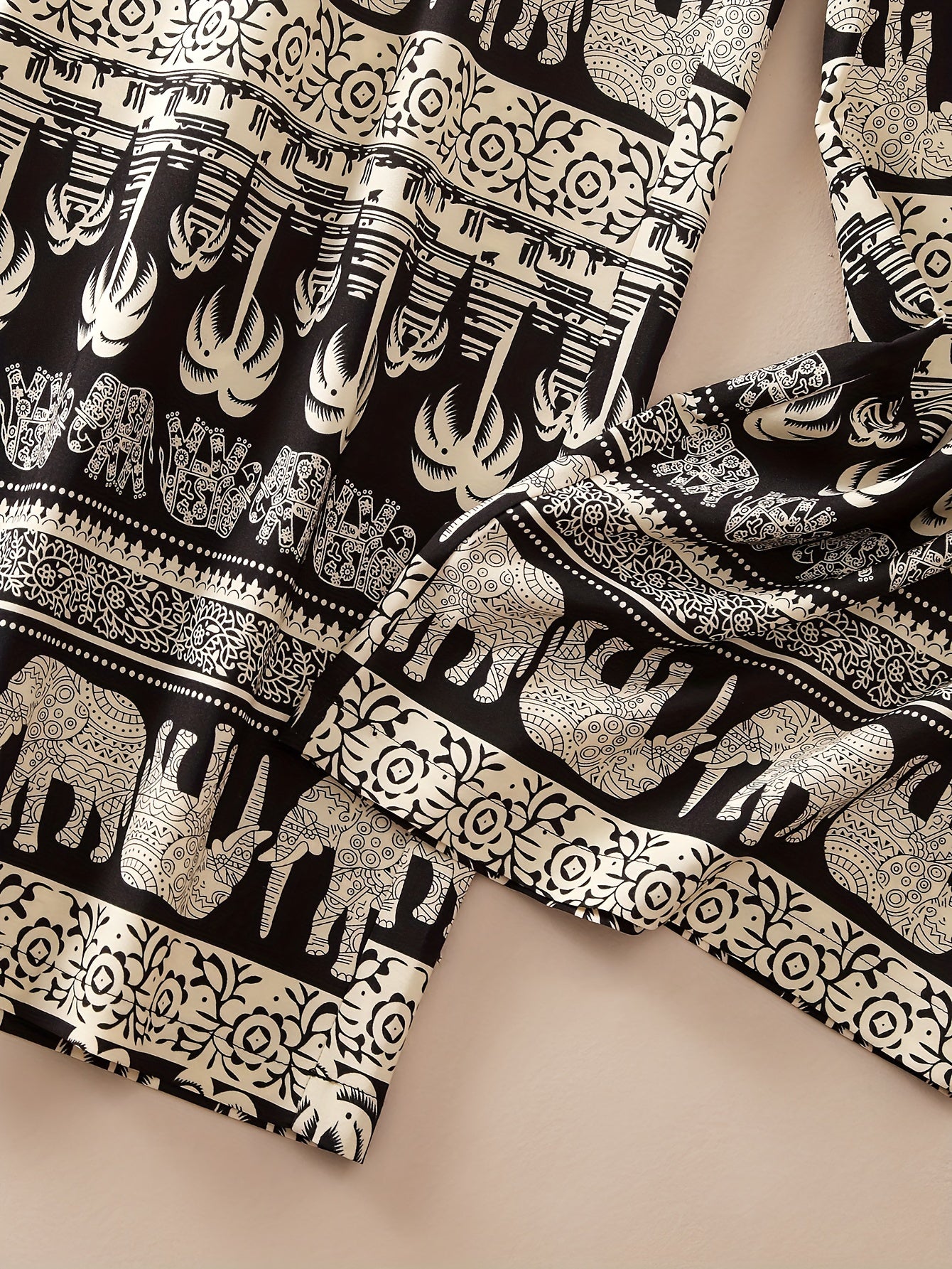 Katta o'lchamdagi ayollar shimlari