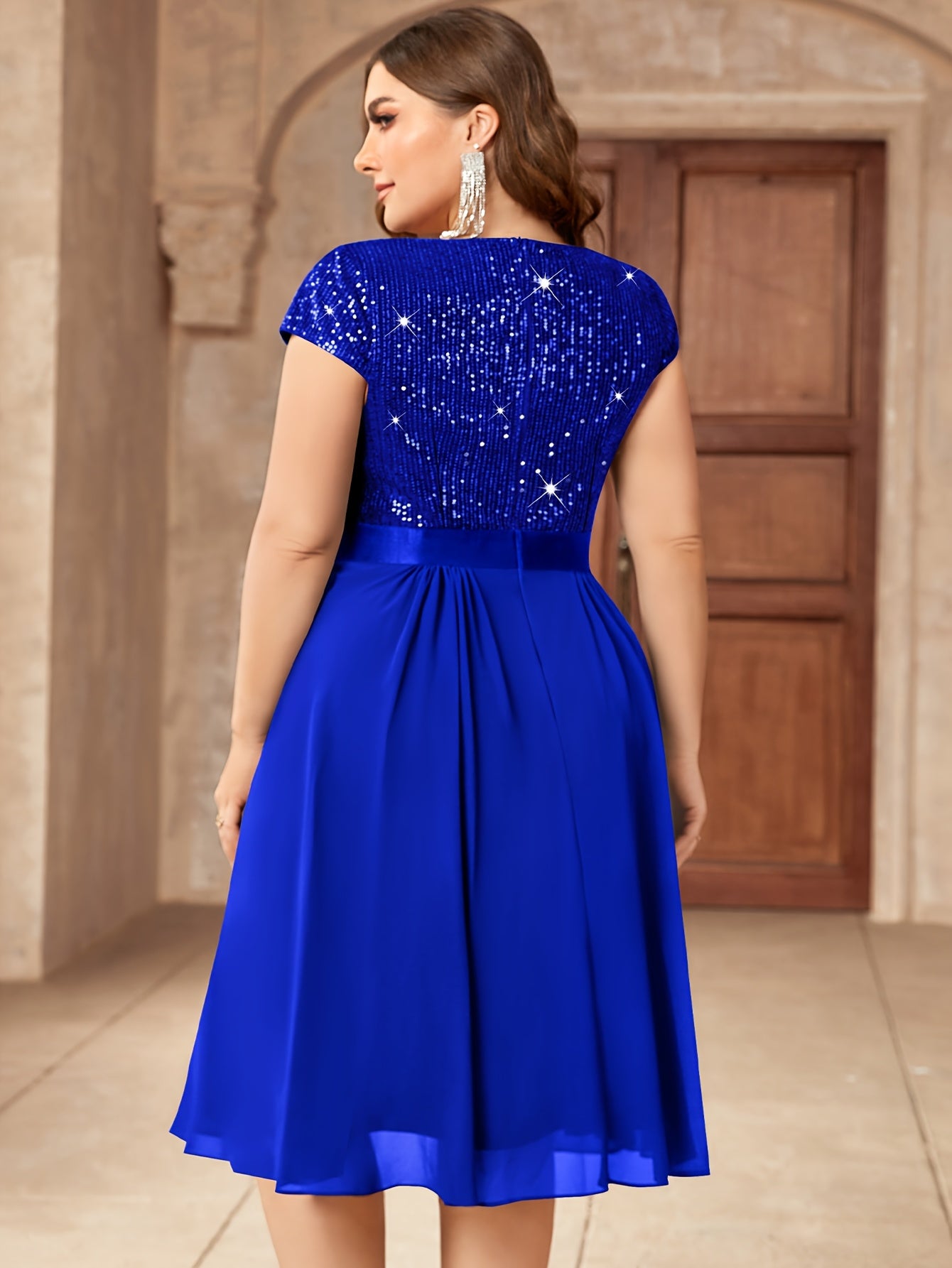 Plus Size Women's Sequin Dress with Ruffle Short Sleeve Party Wear