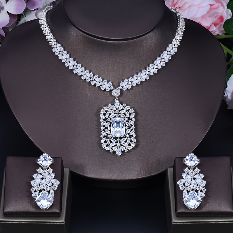 "Royal French-Style Jewelry Set with Synthetic Zirconia, 3 Pieces: Copper Pendant Necklace and Dangle Earrings. Perfect for Weddings and Banquets, All-Season Elegant Accessory. Super Noble Red Design with Large Pendant, Ideal for Dinner Dresses."