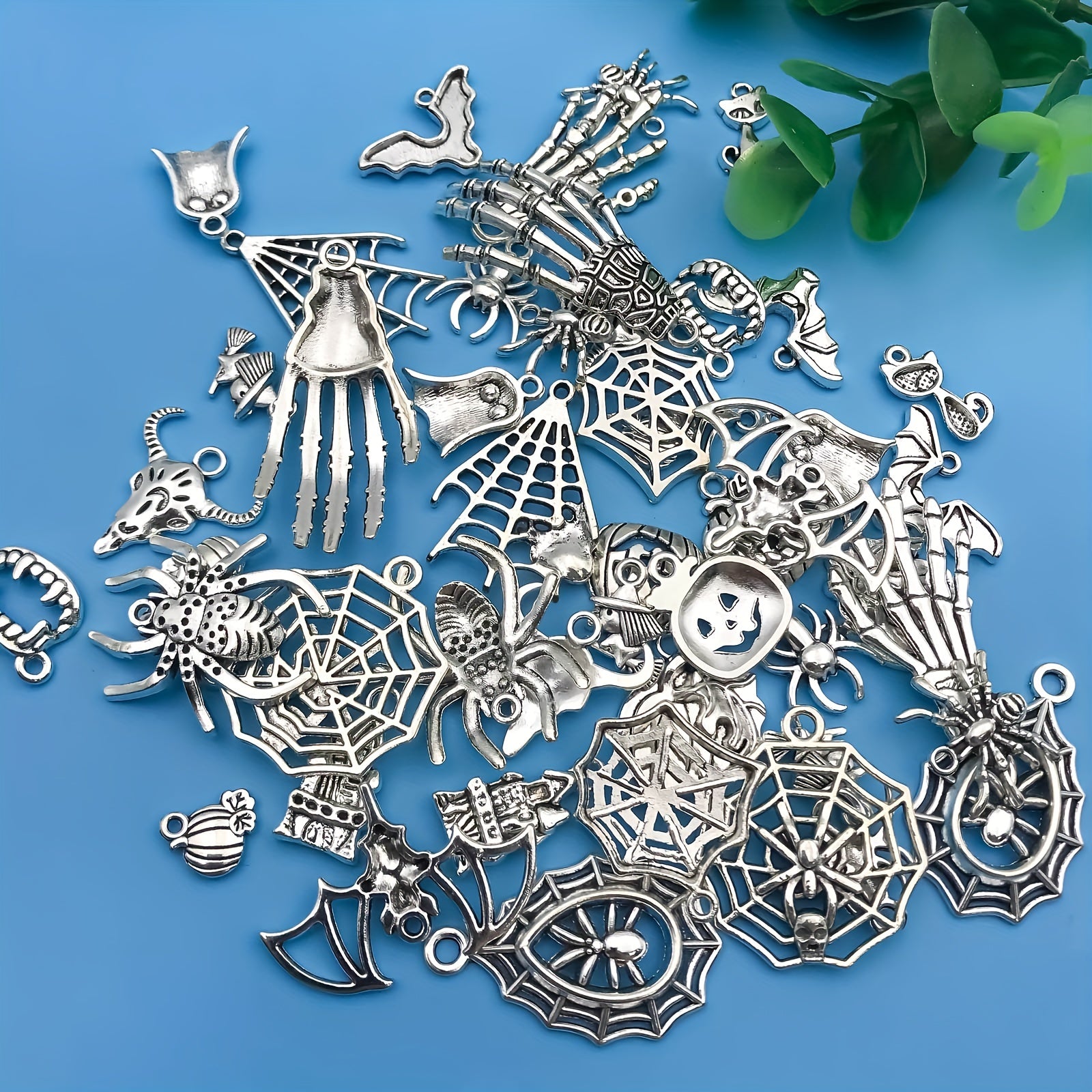 50pcs Halloween Spider Web Charms Pendants Zinc Alloy Antique Silvery Jewelry Making Accessories