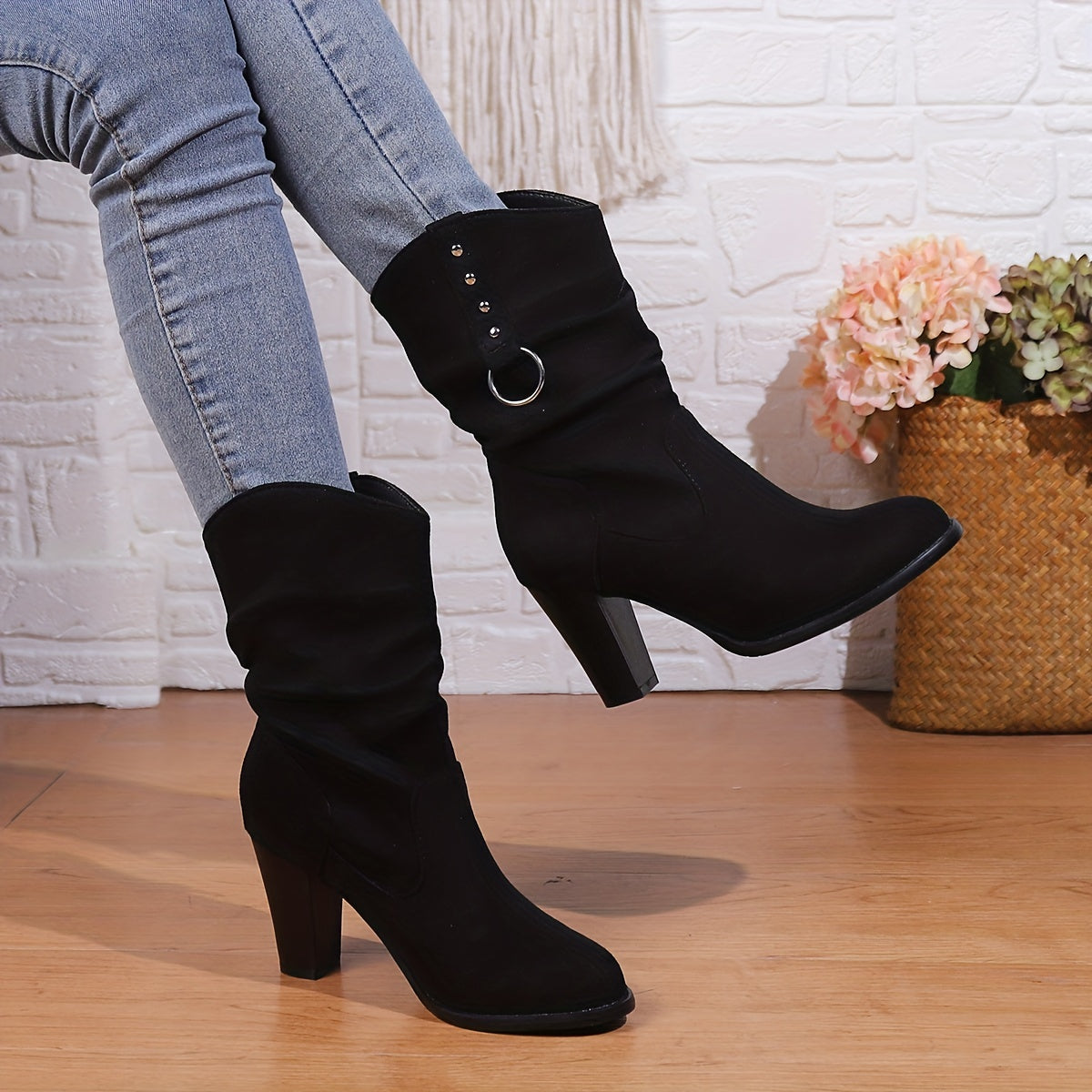 Ayollar uchun retro g‘arbiy kovboy poyabzali qora charmli qattiq tagli tizzaga qadar bo‘lgan poyabzal