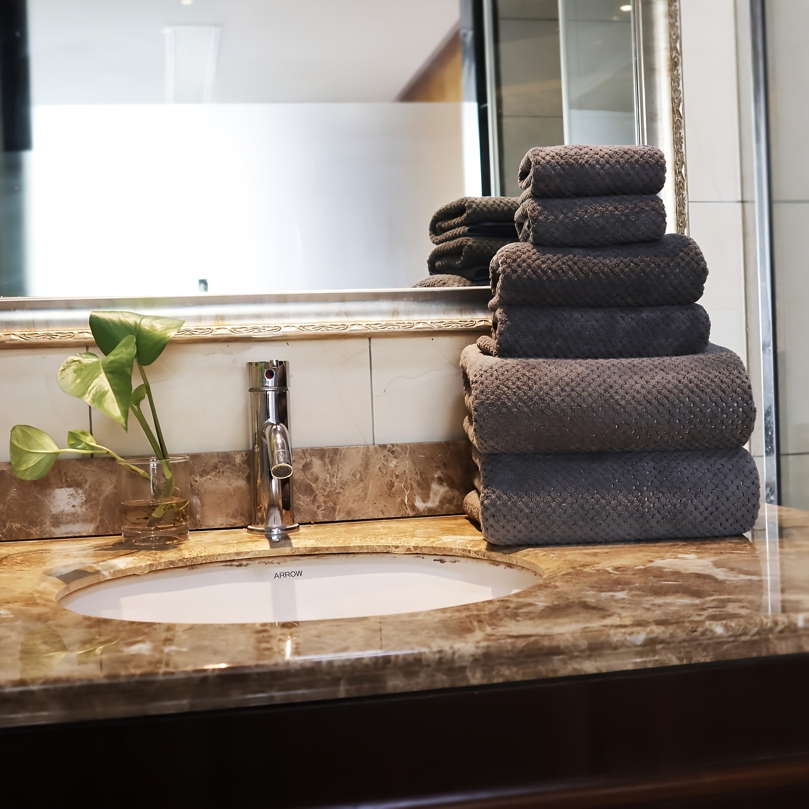 6-ta qismli vannash sochiq to'plami, 2 ta kvadrat sochiq, 2 ta qo'l sochiq va 2 ta vannash sochiq bilan, yumshoq, singdiruvchi, spa, mehmonxona