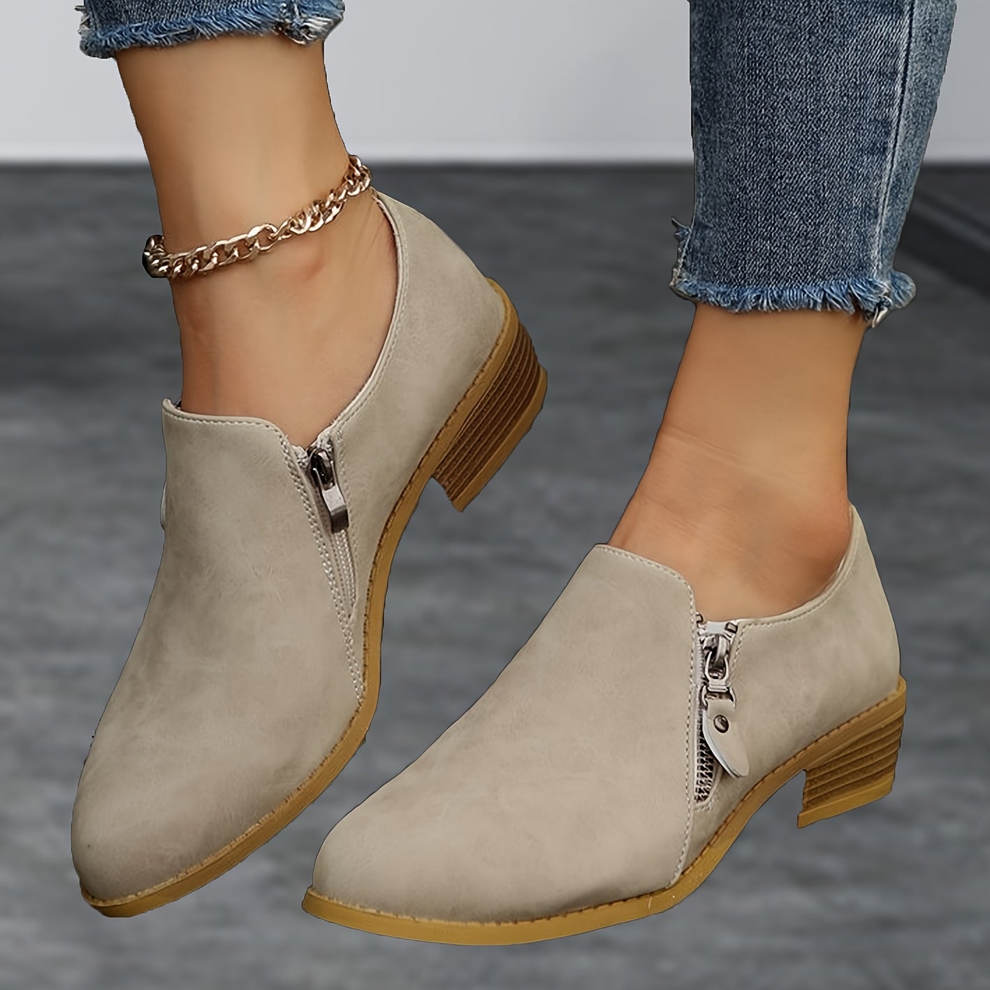 Women's Retro Western Slip-On Ankle Boots Faux Cover Rubber Sole All-Season