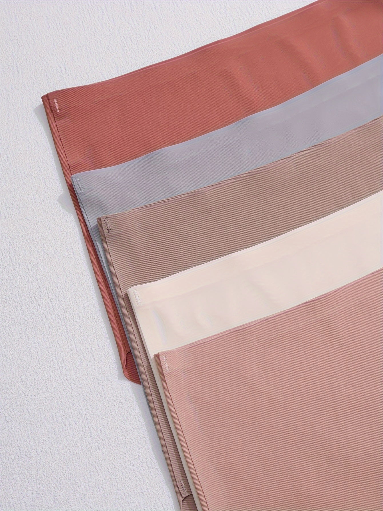 Women's Seamless High Waist Panties Set with Scalloped Trim and Stretch Material