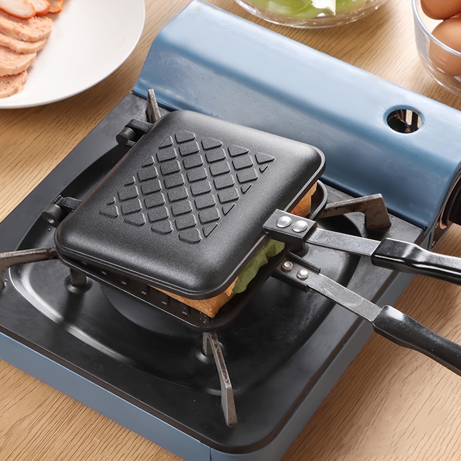 Non-Stick Square Sandwich and Waffle Maker with Double-Sided Roasting Pan for Breakfast and Camping