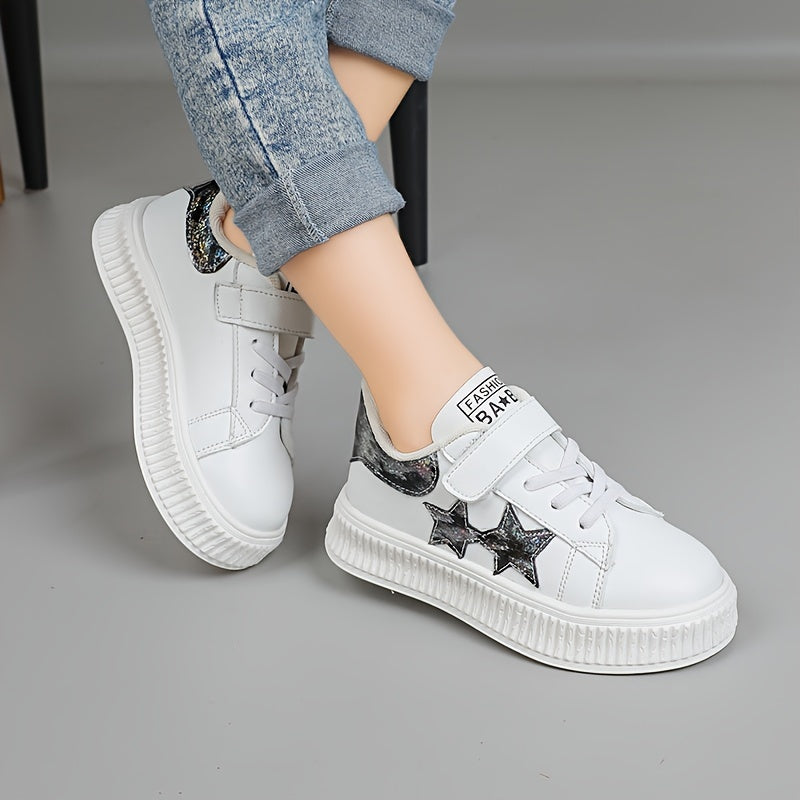 Girls' Star-Embellished Low-Top Sneakers for Comfort and Non-Slip Support All-Season