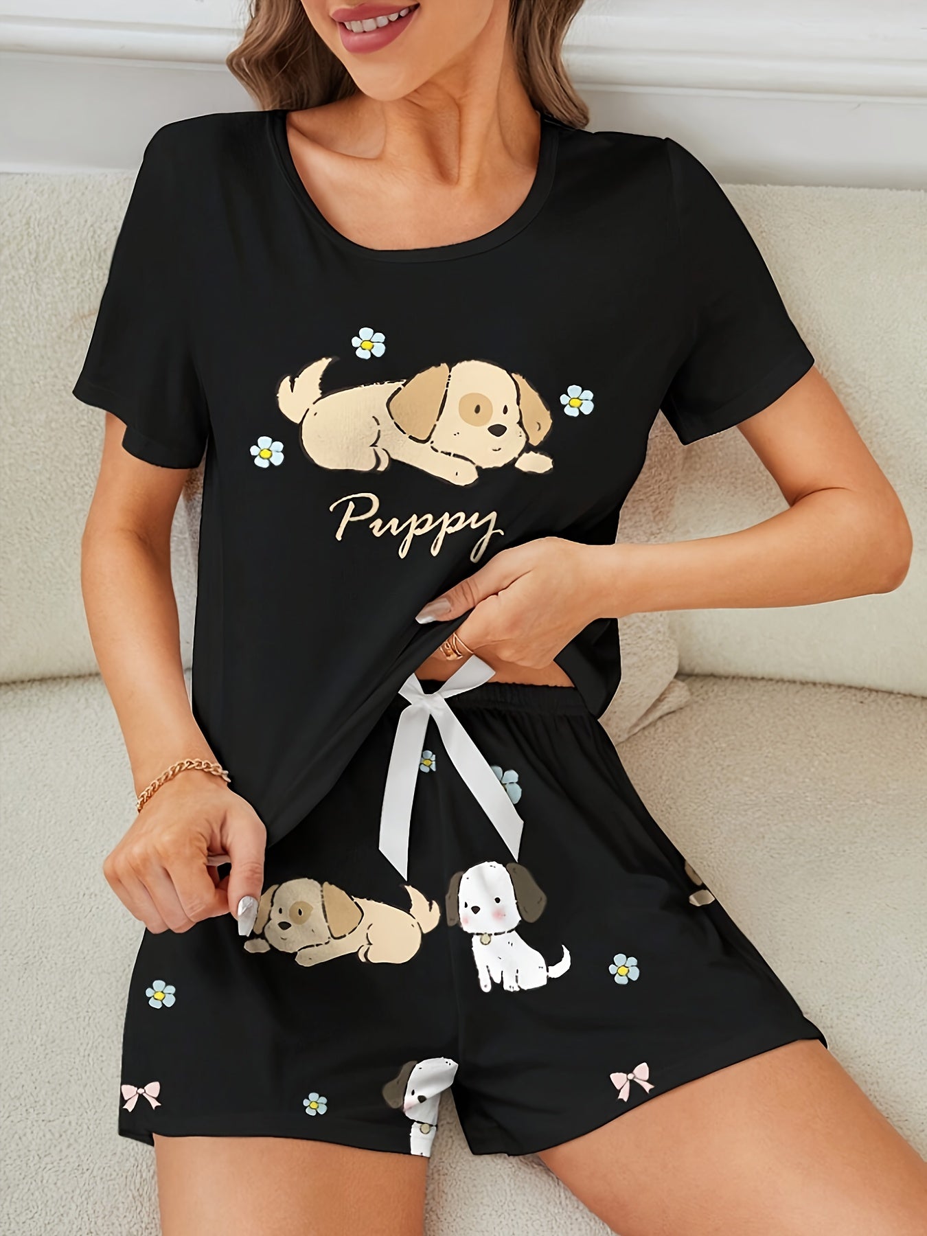 Conjunto de pijama para mujer con camiseta de manga corta con estampado de cachorros y pantalones cortos para adultos