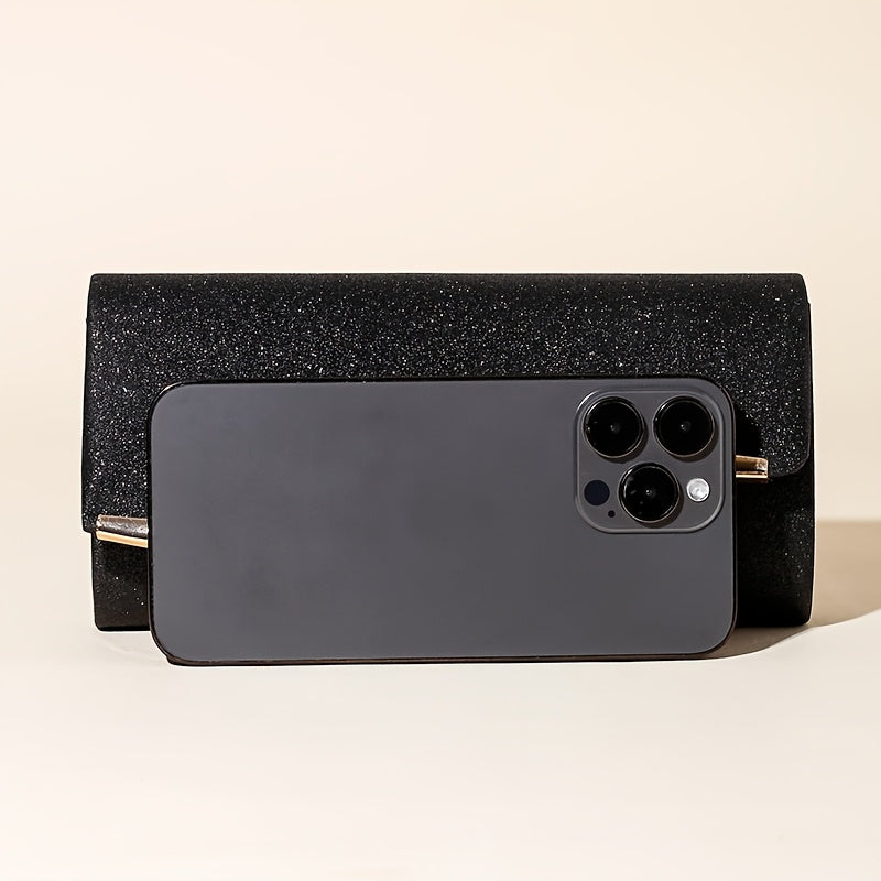 Черный блестящий вечерний клатч с цепочным ремешком для официальных мероприятий