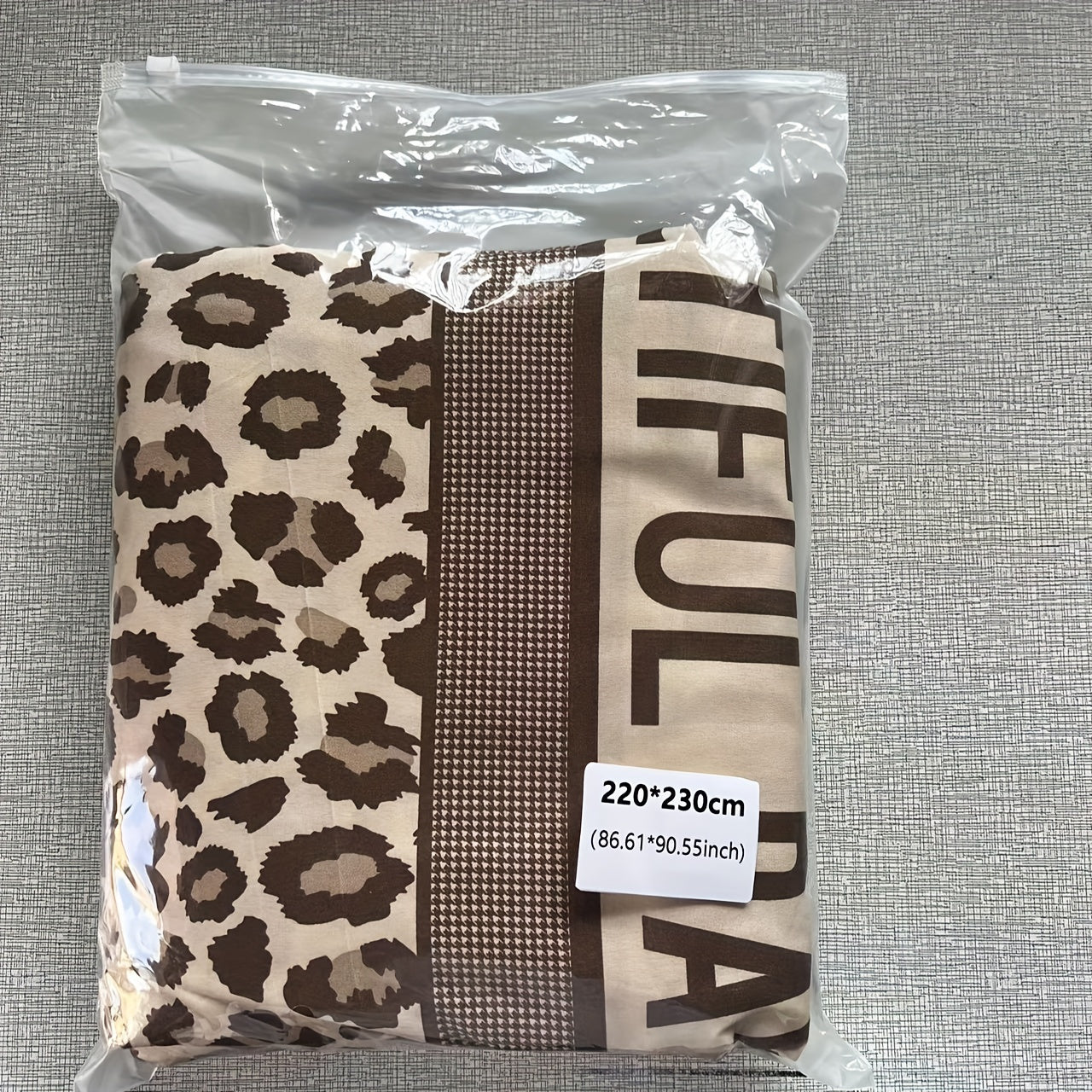 Leopard Print Duvet Cover Set with 2 Pillowcases for Bedroom and Guest Room