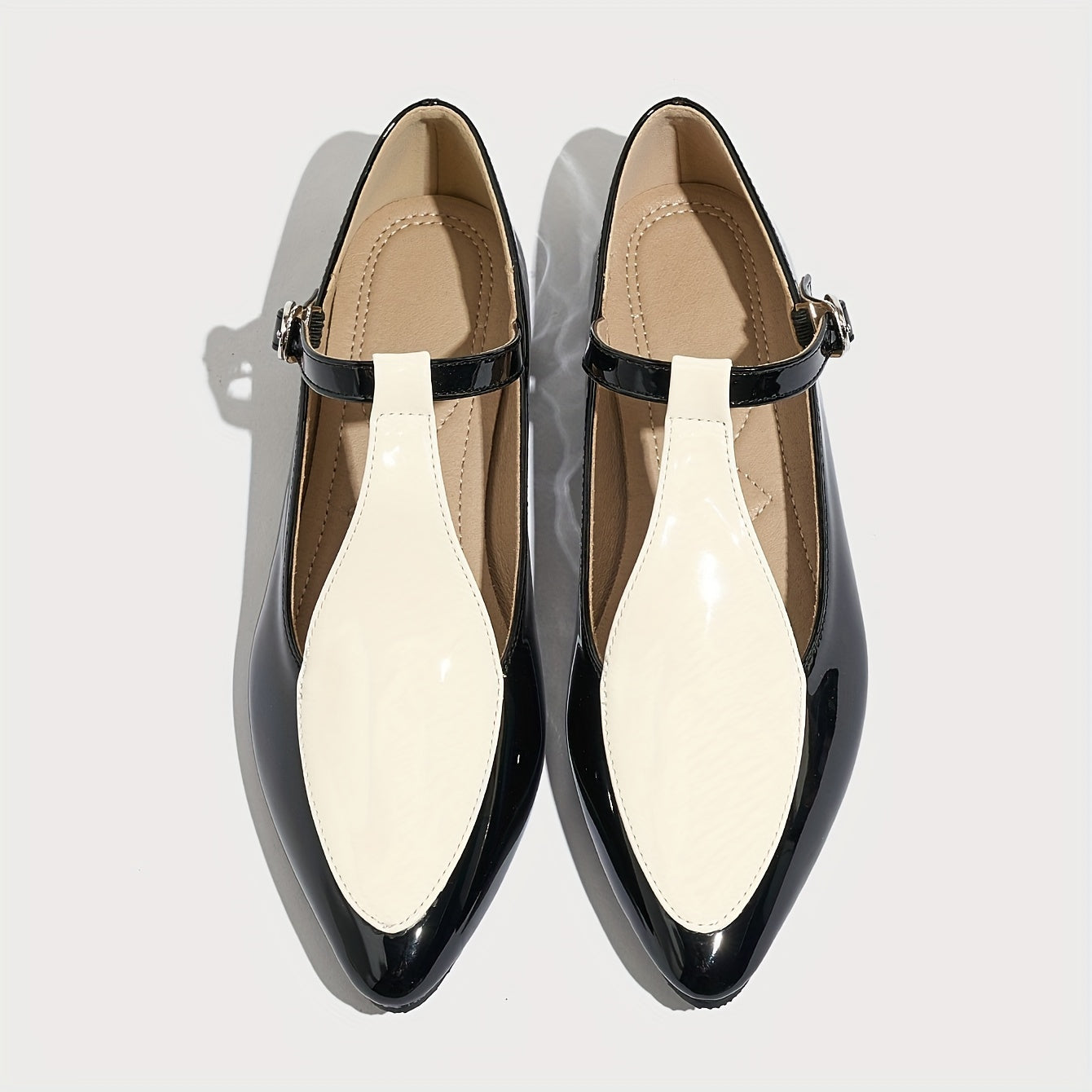 Women's Green Color-Block Mary Jane Flats with Pointed Toe Buckle Closure Lightweight TPR Sole