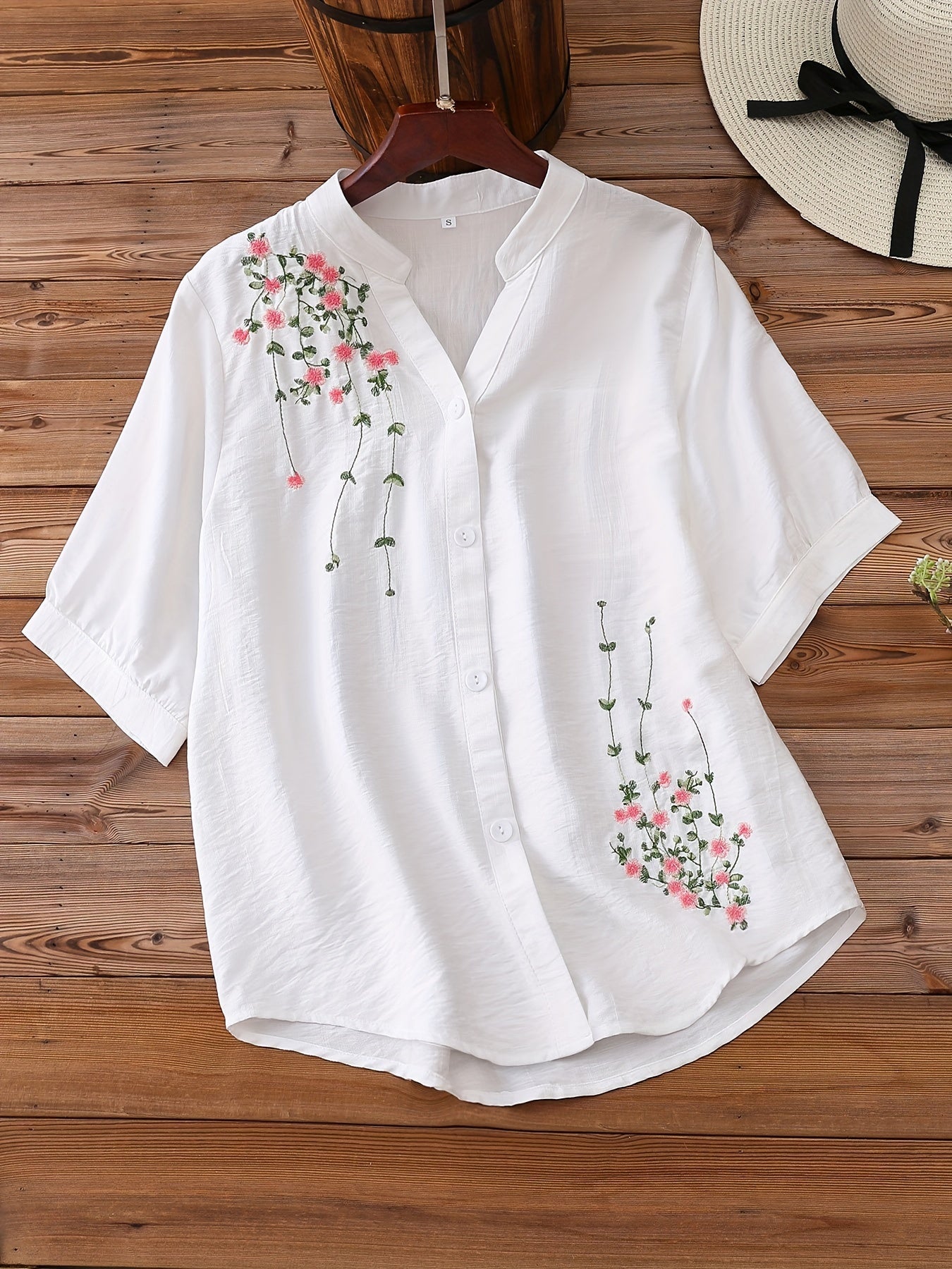 Floral Embroidered Women's V-Neck Blouse Short Sleeve Rayon Polyamide Spring Summer