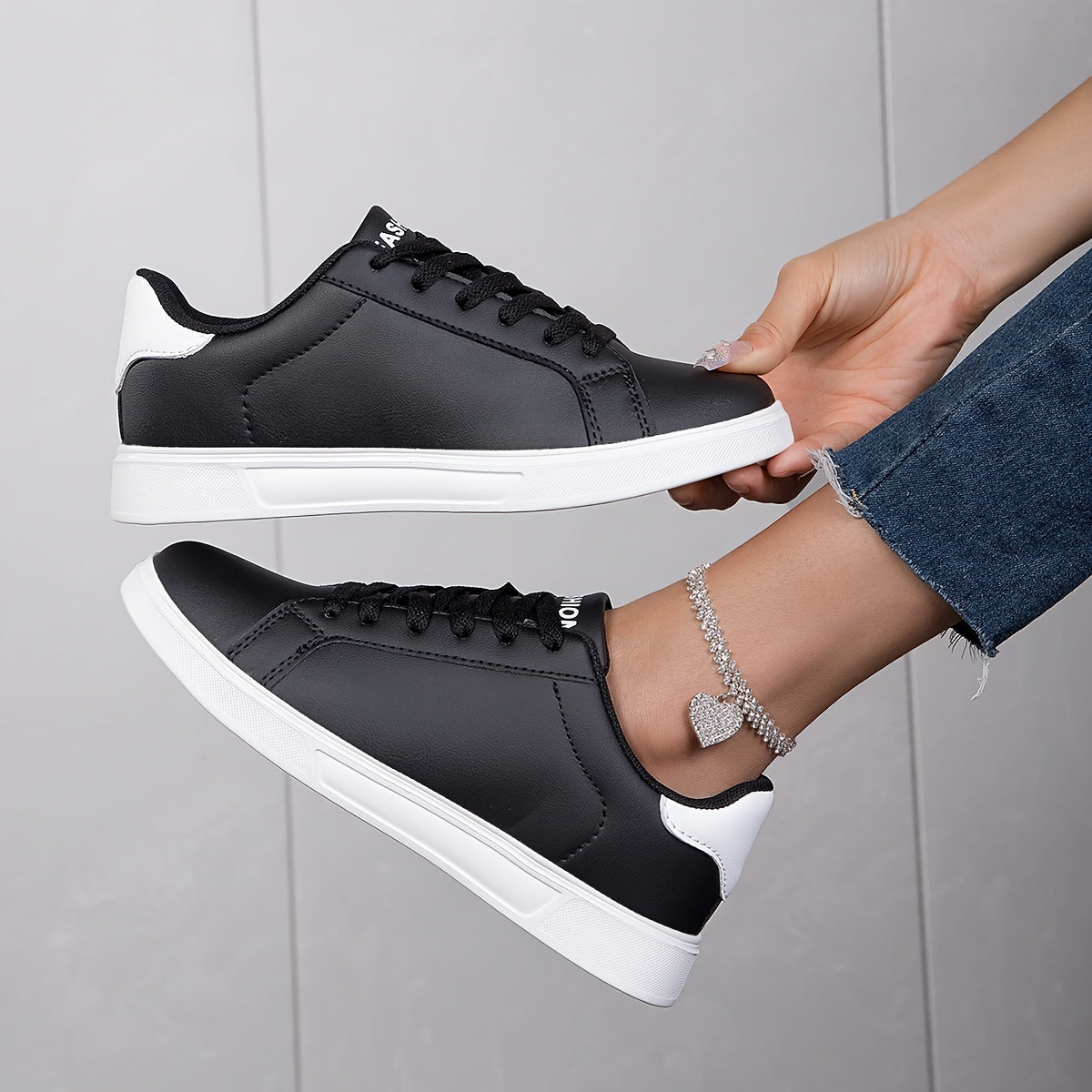 Women's Casual Leather Sneakers - Lightweight Low Top Lace-Up Shoes