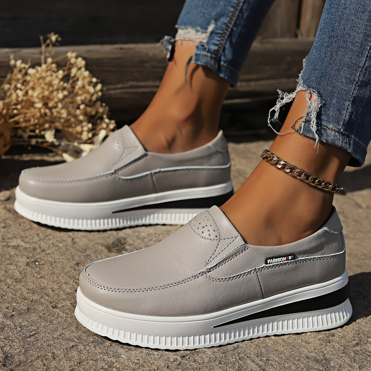 Women's Casual Slip-On Sneakers Lightweight Faux Cover Thick Sole Round Toe
