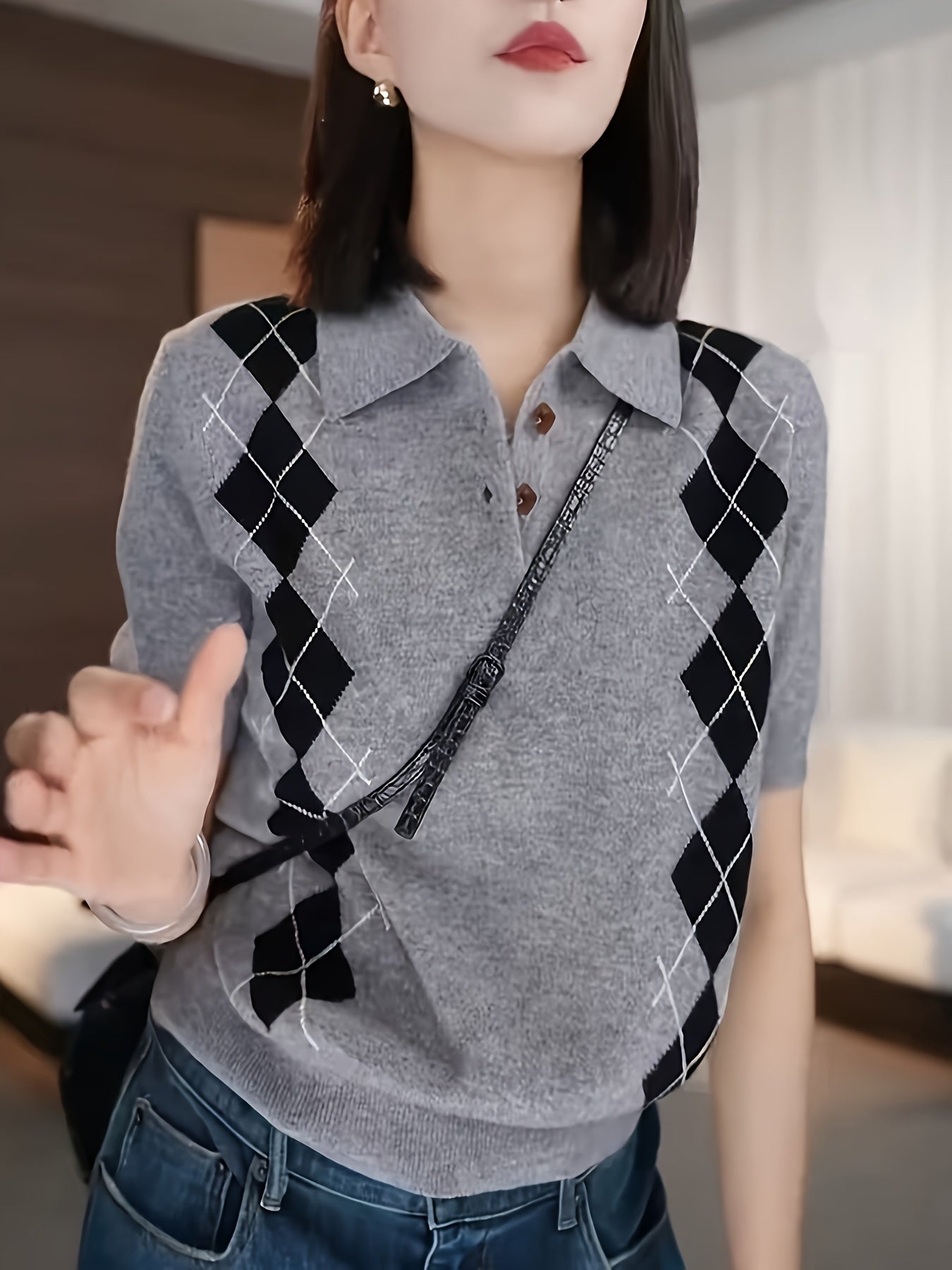Women's Plus Size Argyle Sweater Collared Short Sleeve Casual Top