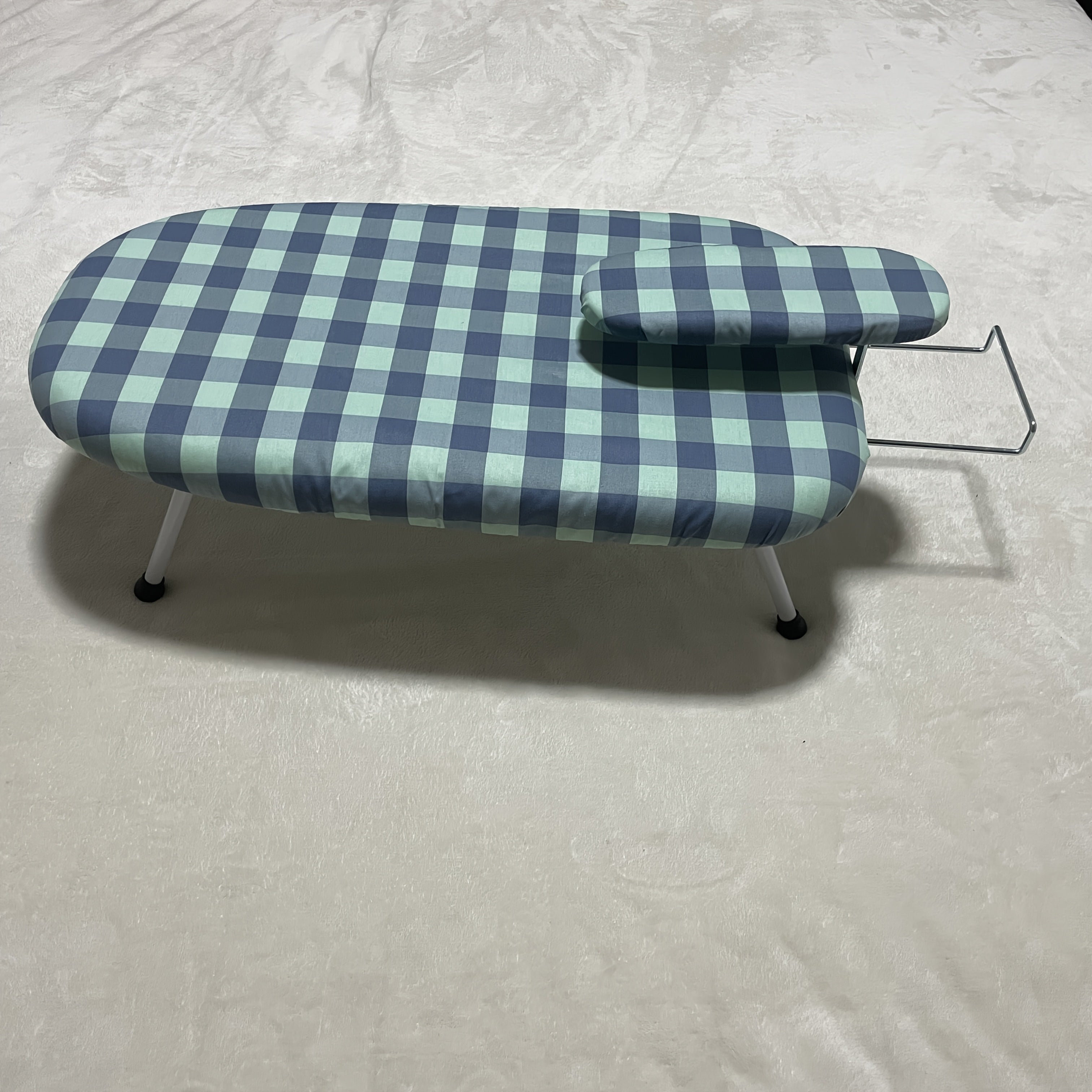 Cama para mascotas con funda removible, orificios de ventilación transpirables, soporte estable