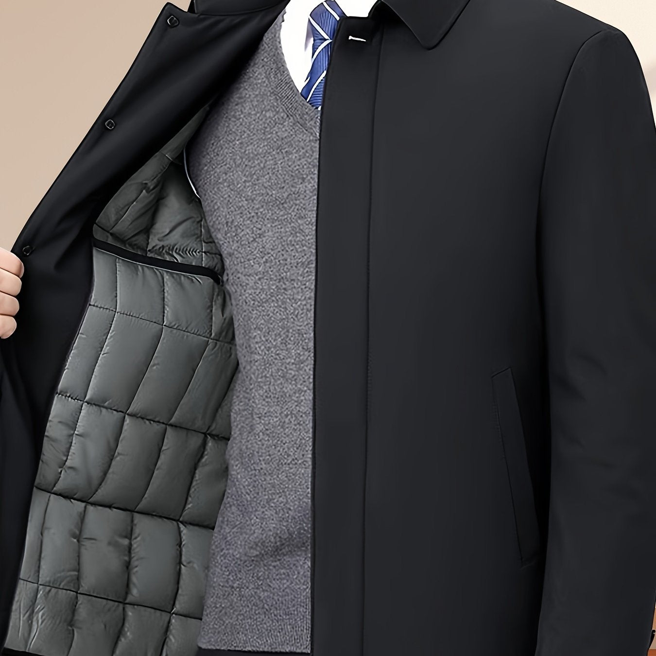 Erkaklar uchun premium qattiq rangli kuz/qish palto, issiqlik uchun qalinlashtirilgan polyesterdan tayyorlangan, lapel yaka, oddiy kesim va to'liq astarlangan, qari erkaklar uchun.