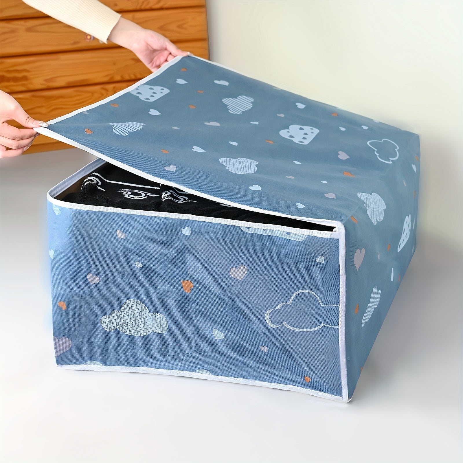 Kiyimlar uchun keng joy egallovchi to'plamimiz bilan shkafingizdan maksimal darajada foydalaning! Rojdestvo, Halloween yoki Thanksgiving kuni uchun mukammal sovg'a.