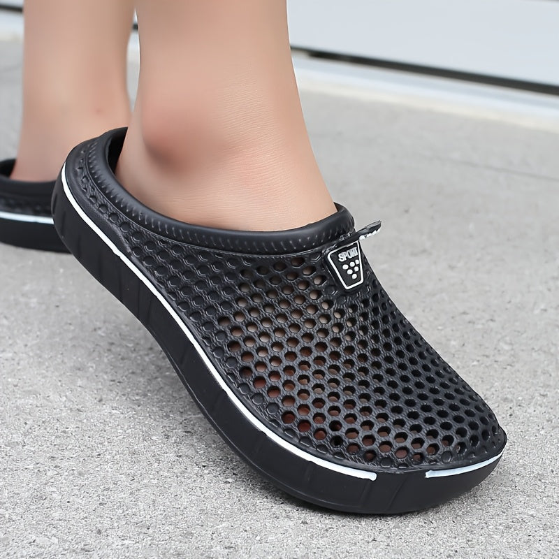 Unisex Summer Water-Friendly Breathable Holey Slip-On Beach Sandals
